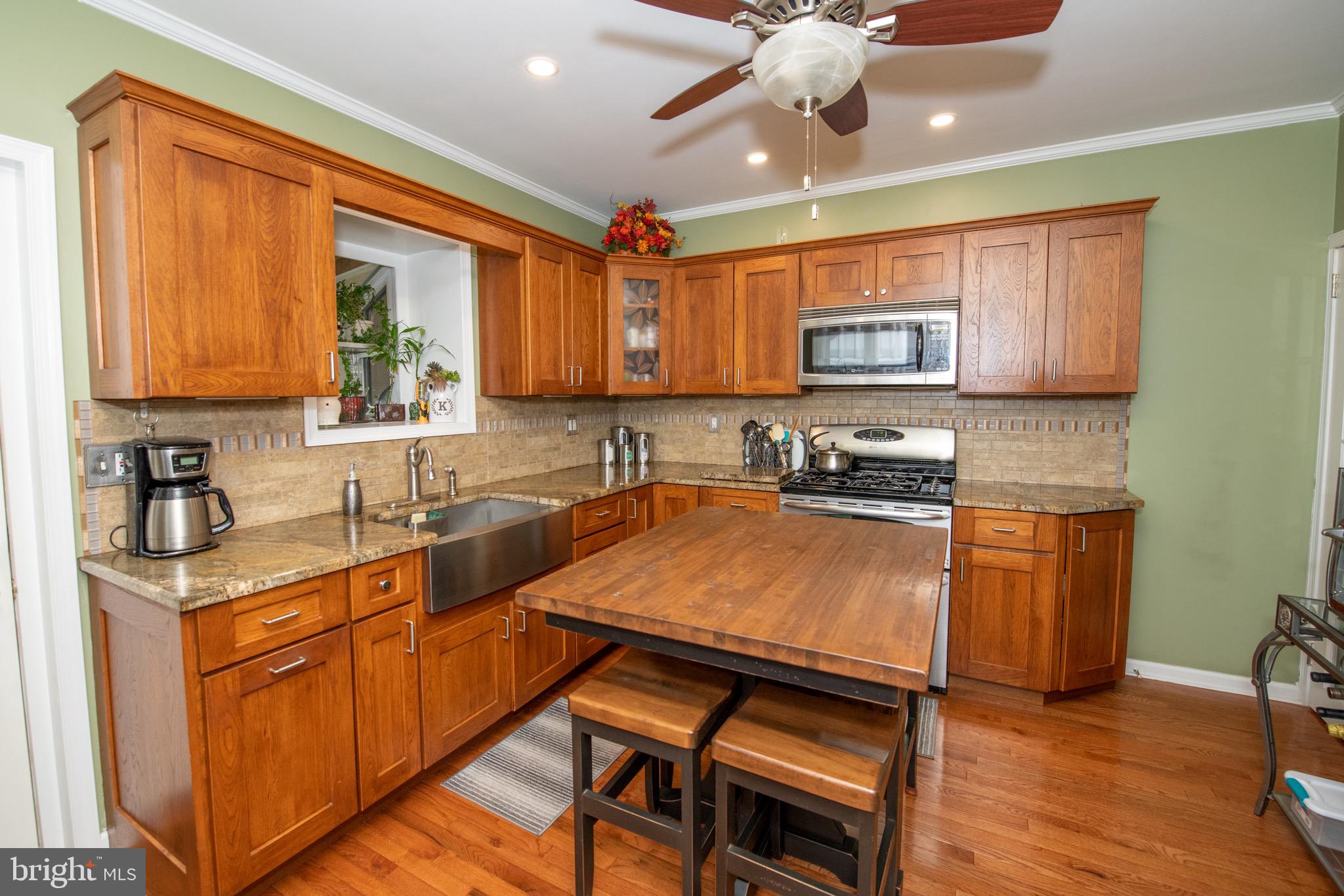 BRIDESBURG - Residential