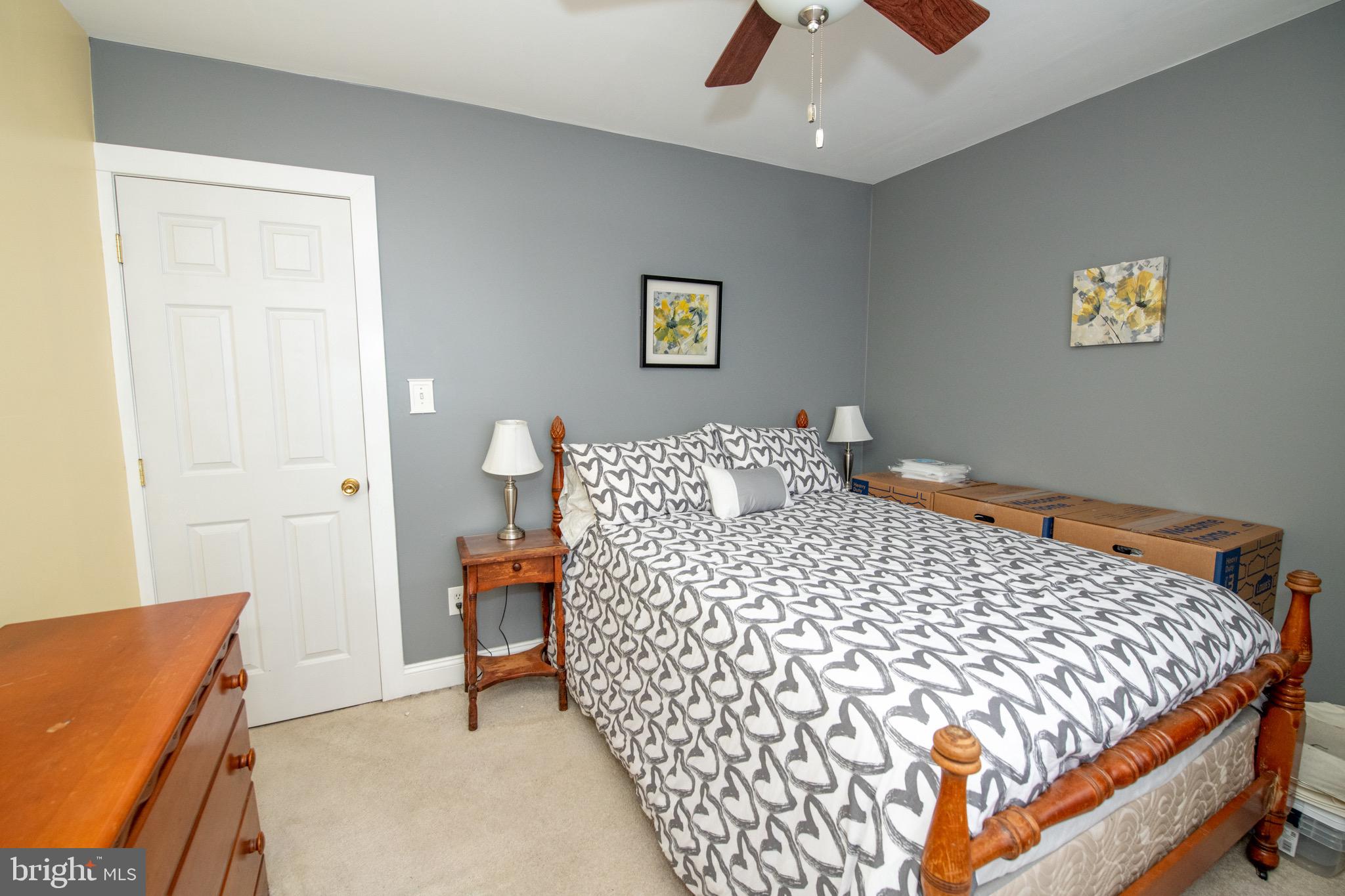 BRIDESBURG - Residential
