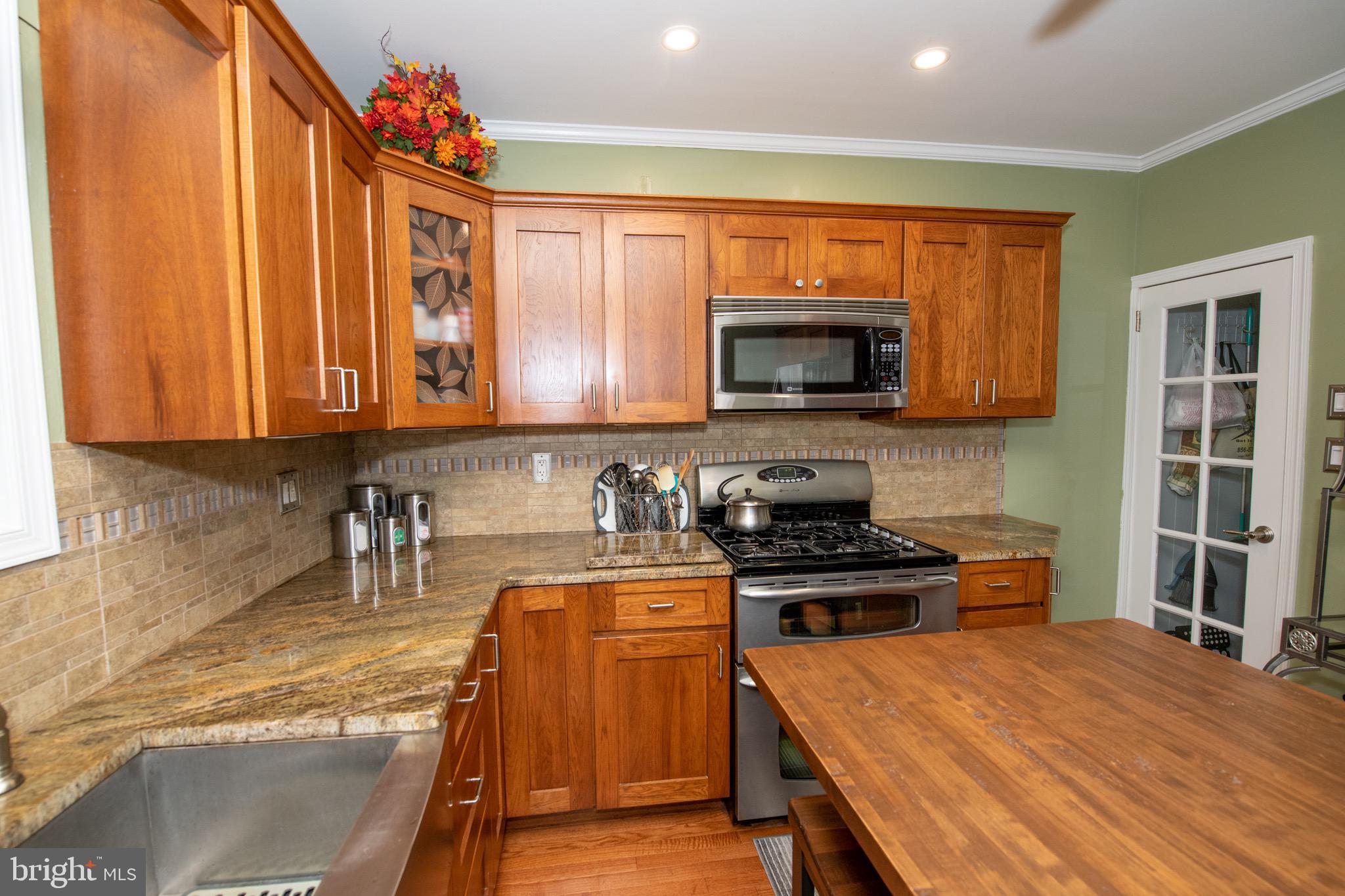 BRIDESBURG - Residential