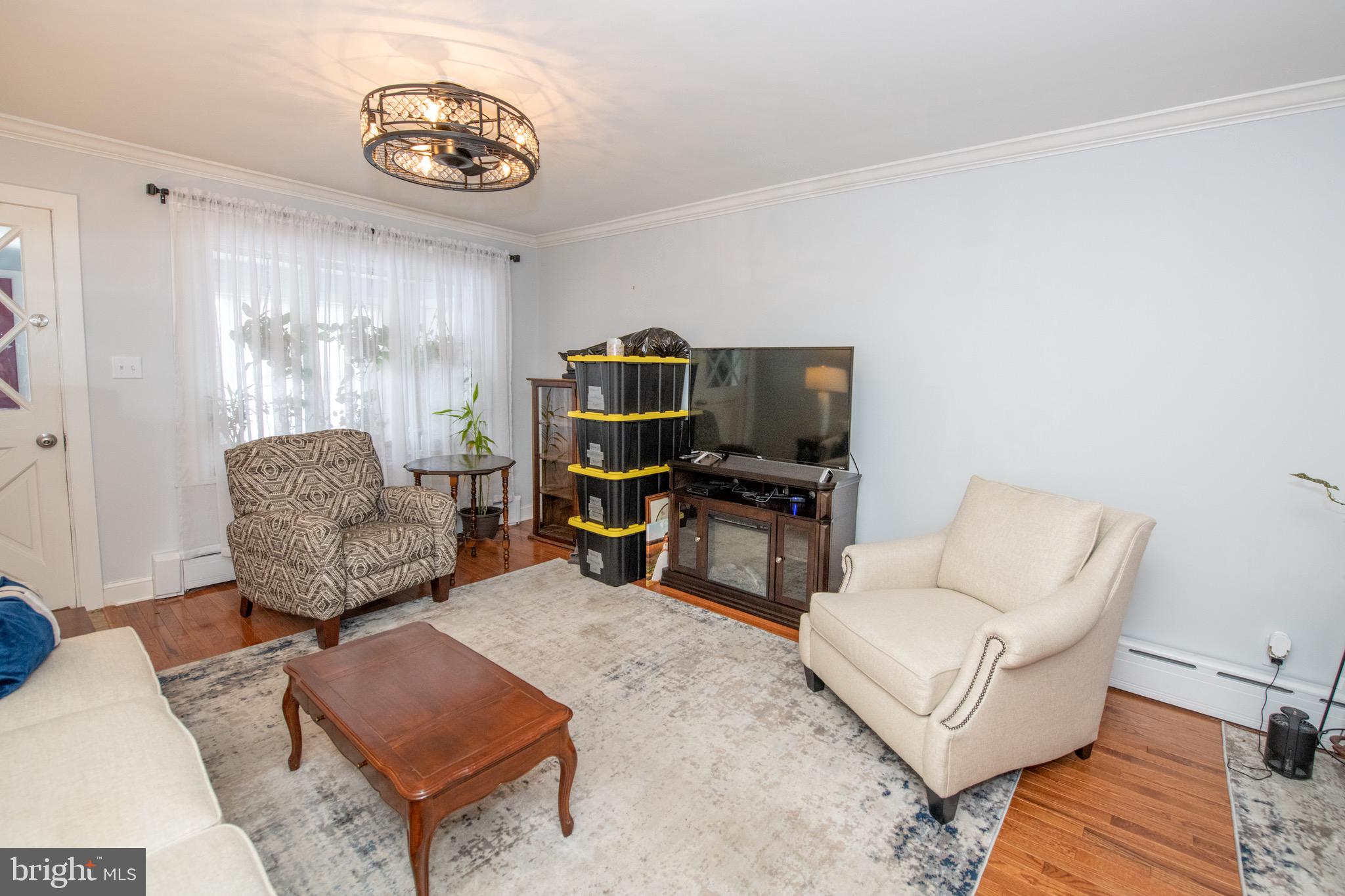 BRIDESBURG - Residential