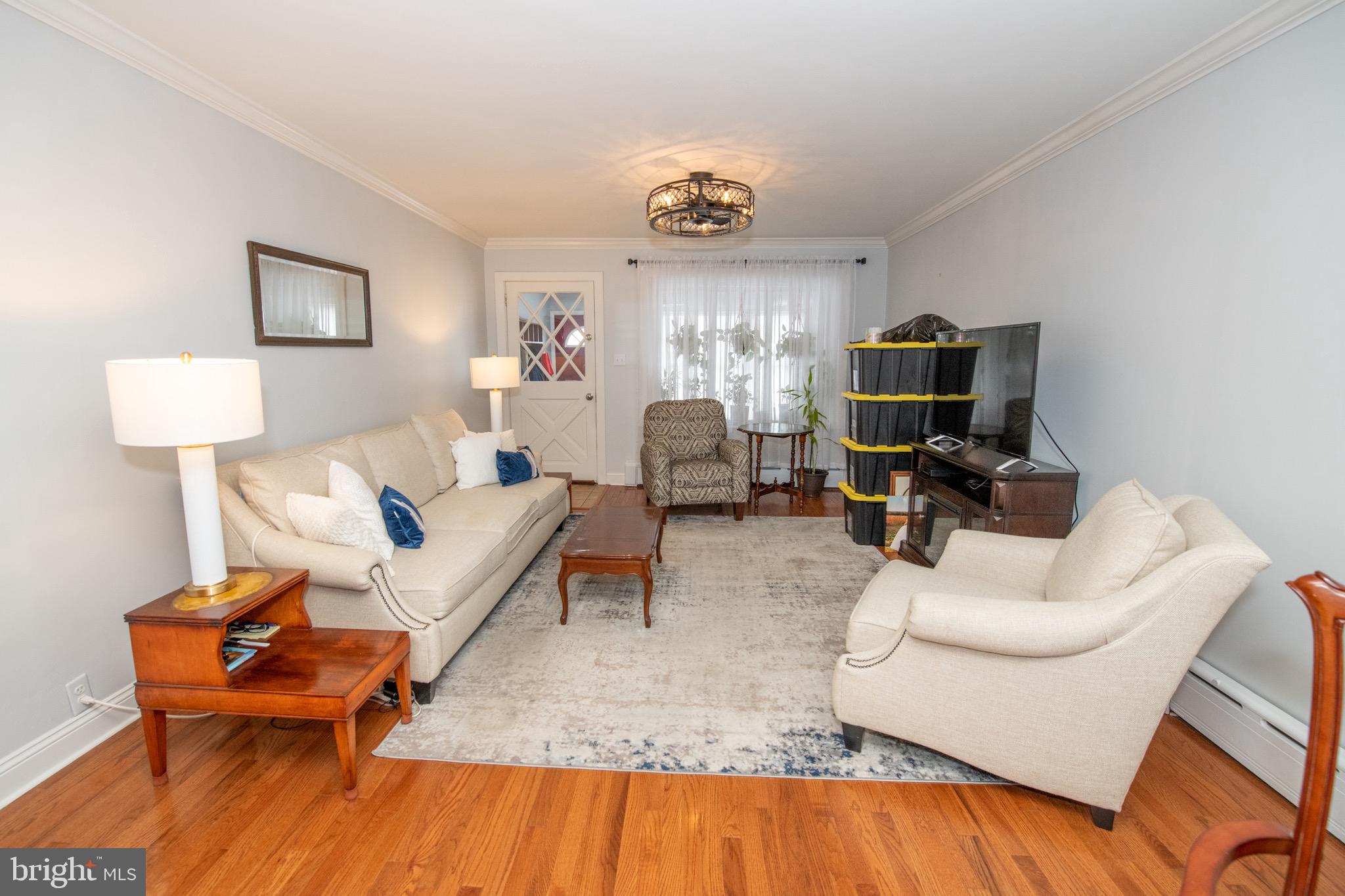BRIDESBURG - Residential