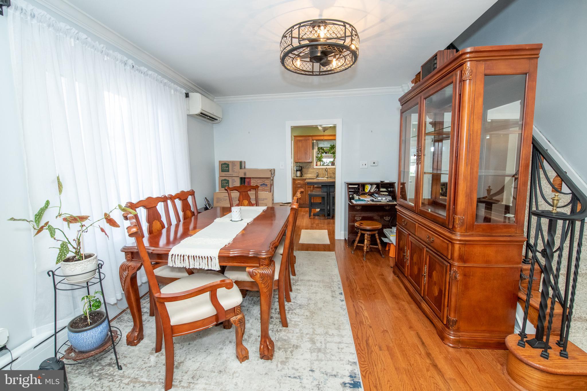 BRIDESBURG - Residential