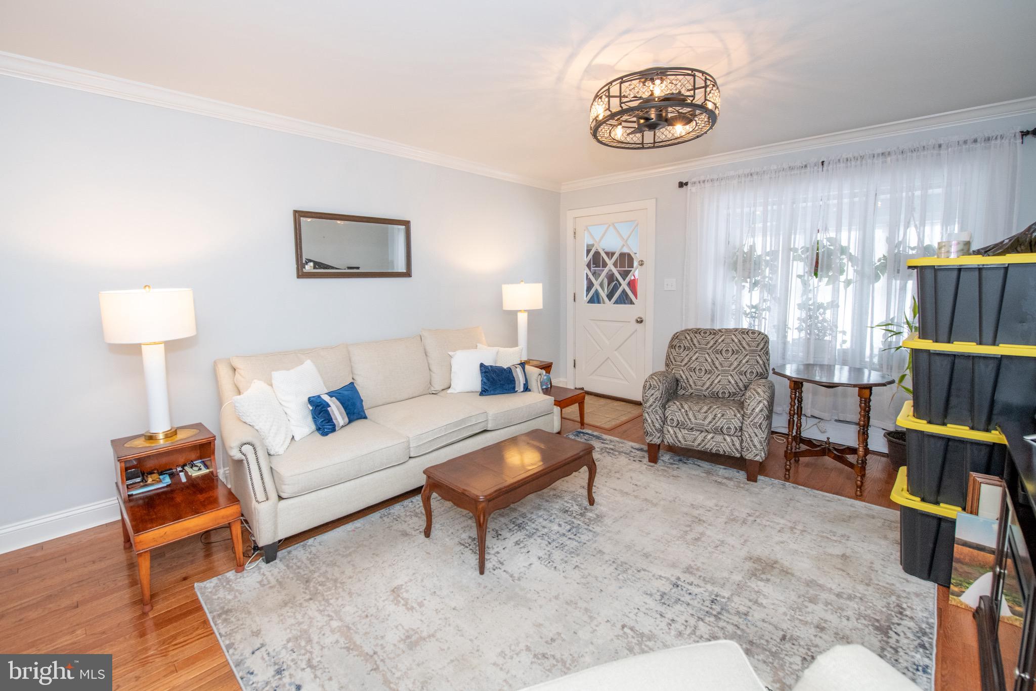 BRIDESBURG - Residential