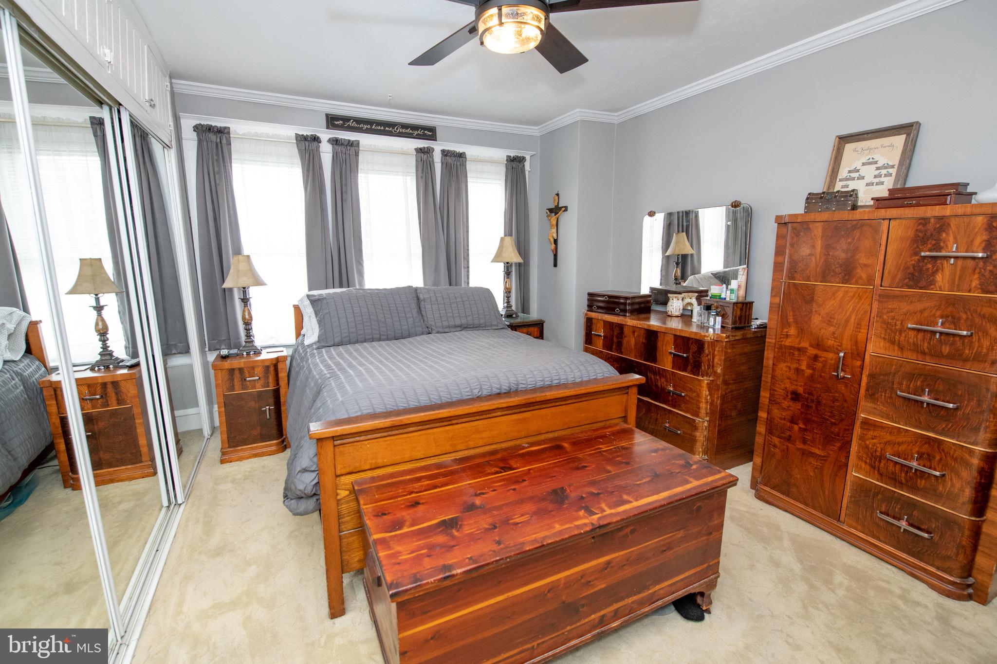 BRIDESBURG - Residential