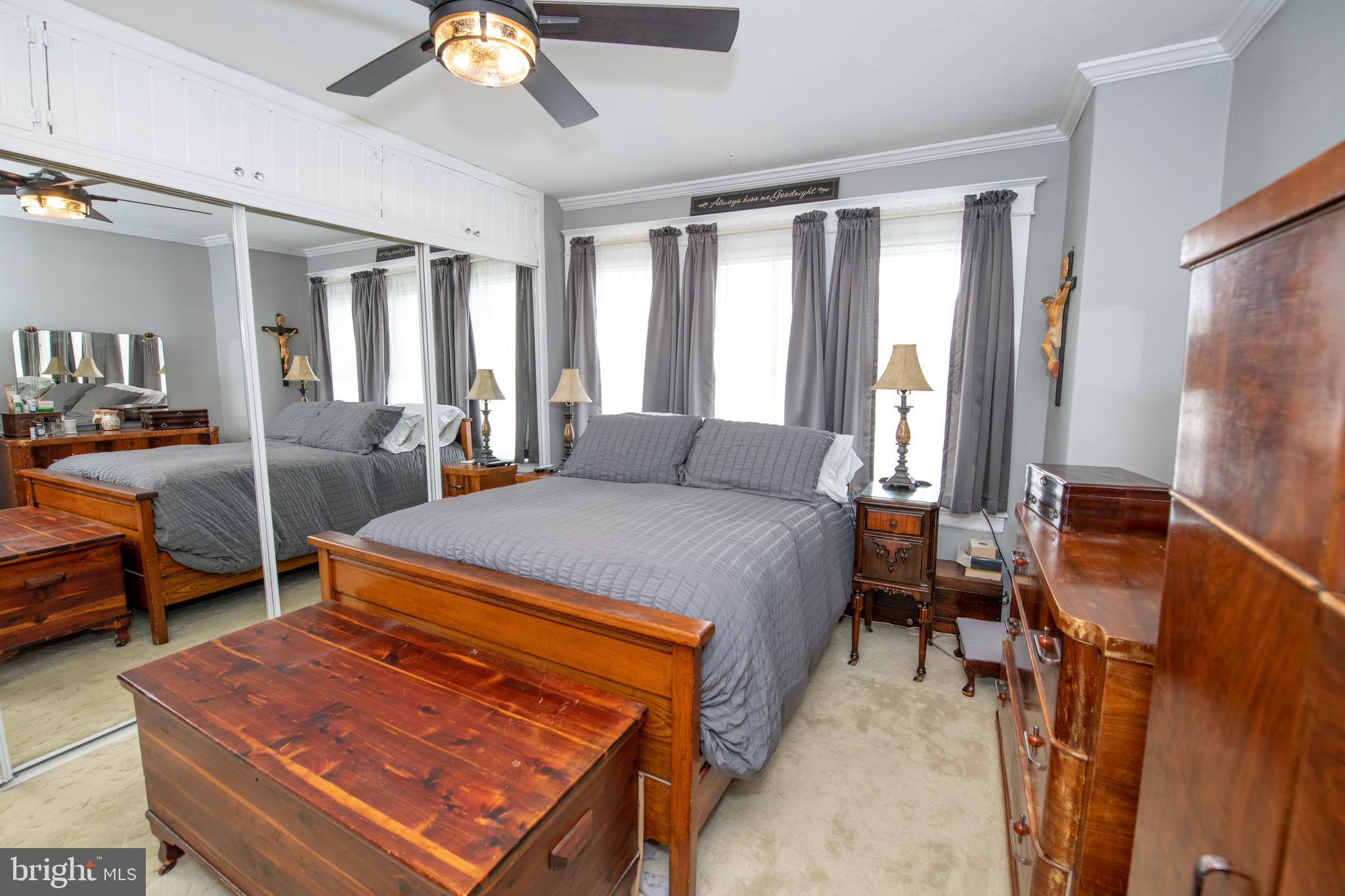 BRIDESBURG - Residential