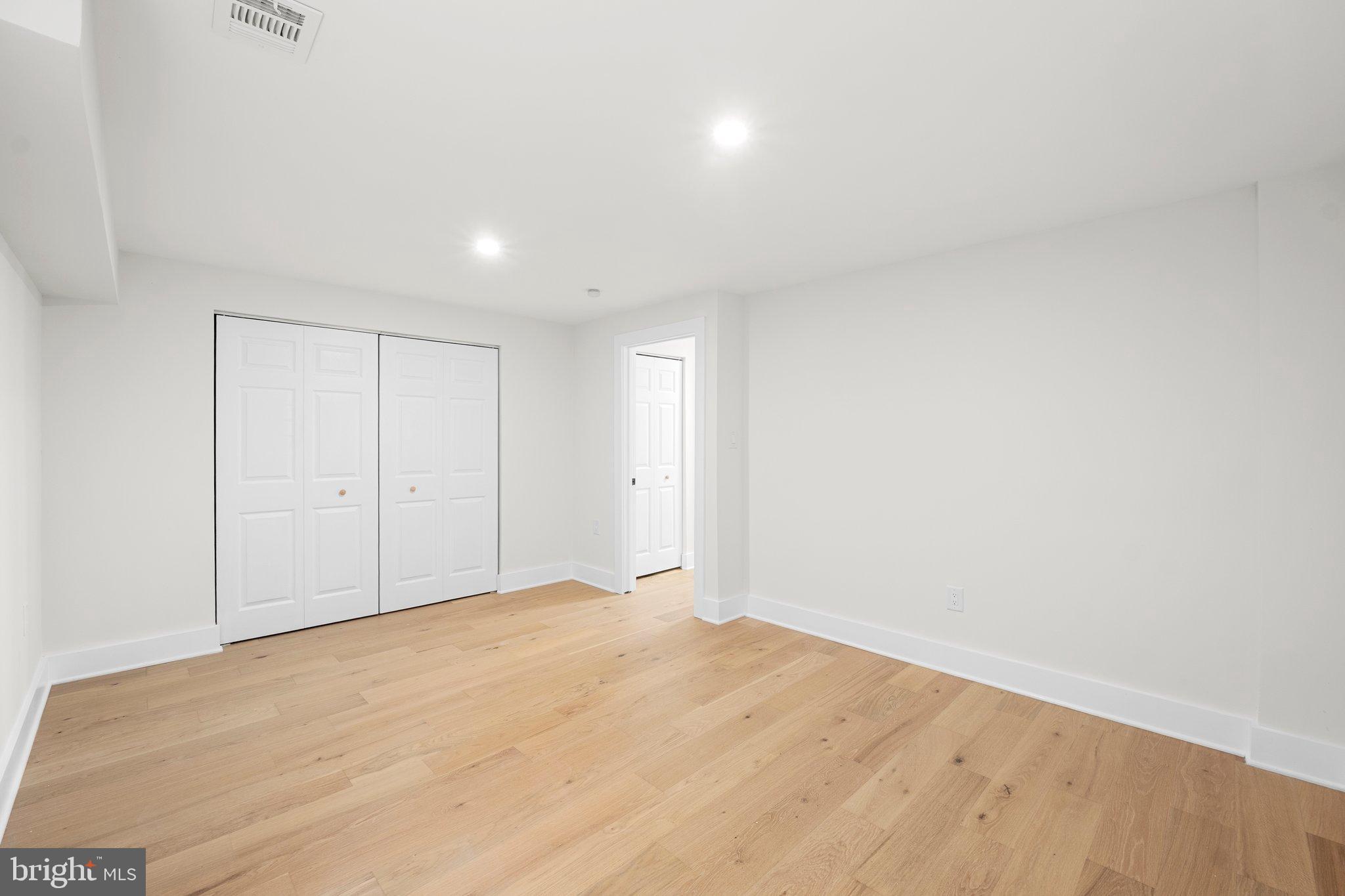 WILLOWOOD - Residential