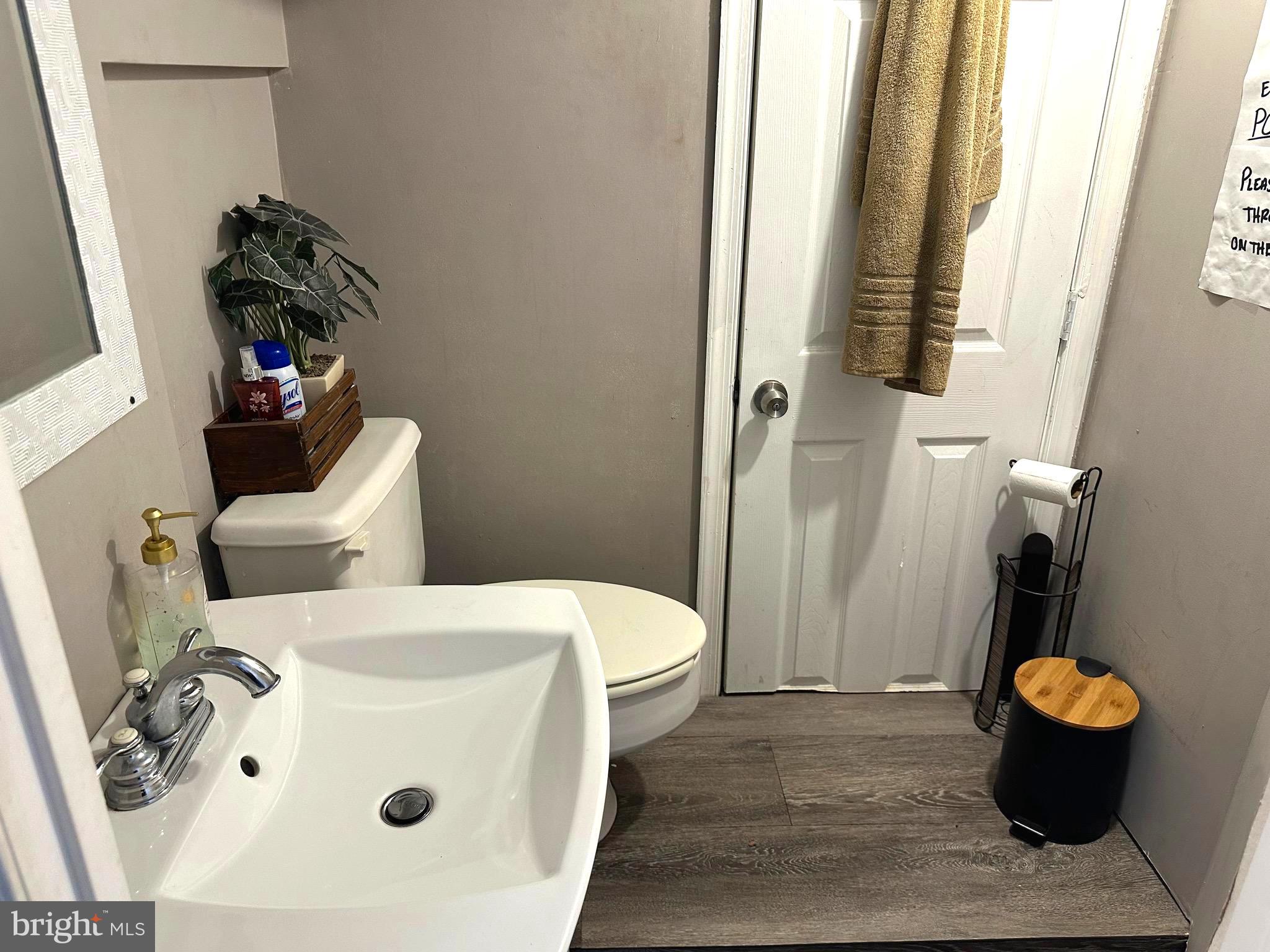 LANHAM HEIGHTS - Residential