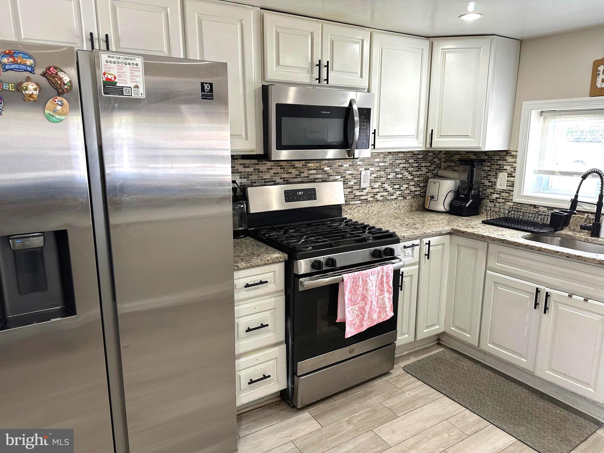 LANHAM HEIGHTS - Residential