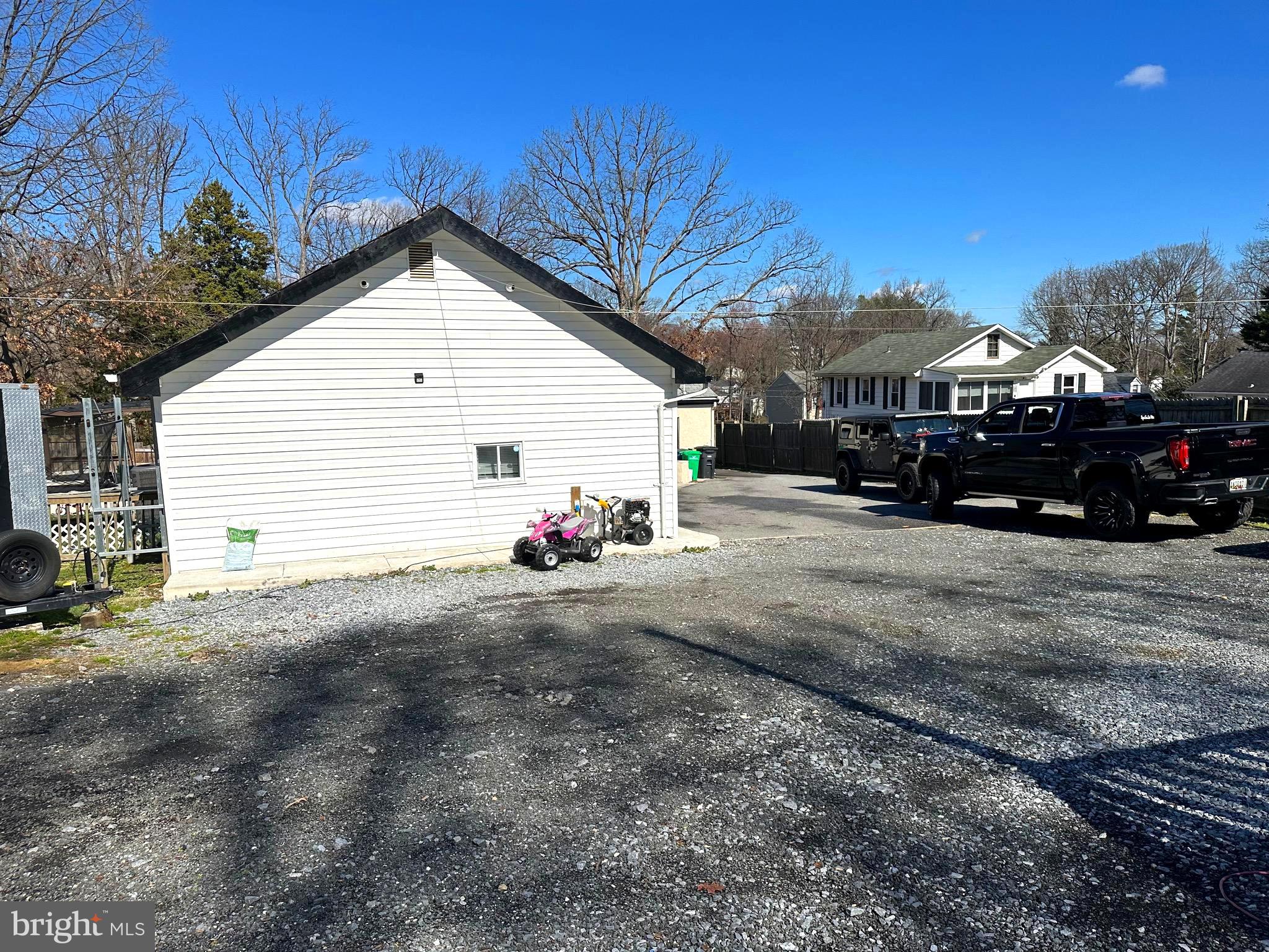 LANHAM HEIGHTS - Residential