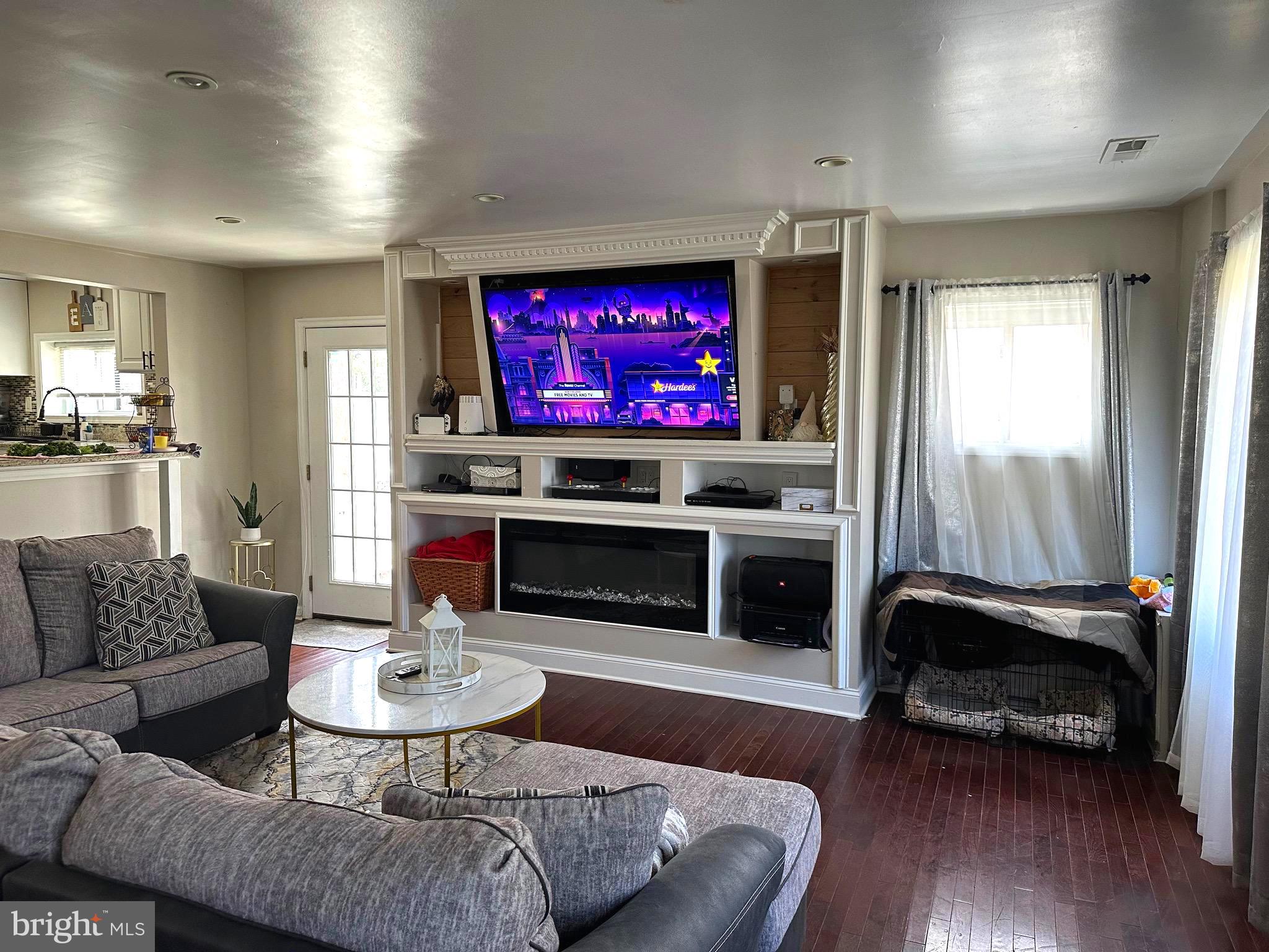 LANHAM HEIGHTS - Residential