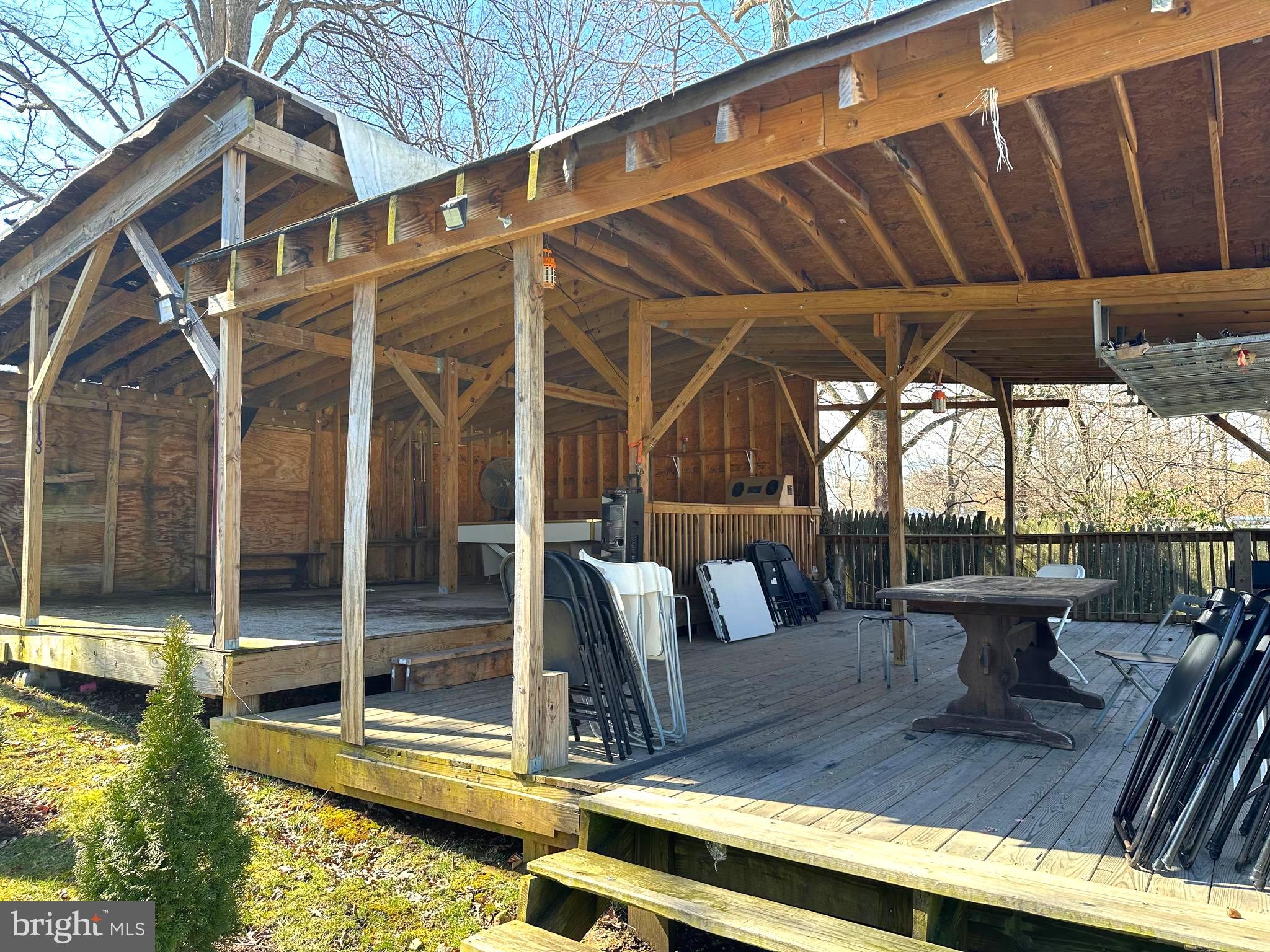 LANHAM HEIGHTS - Residential