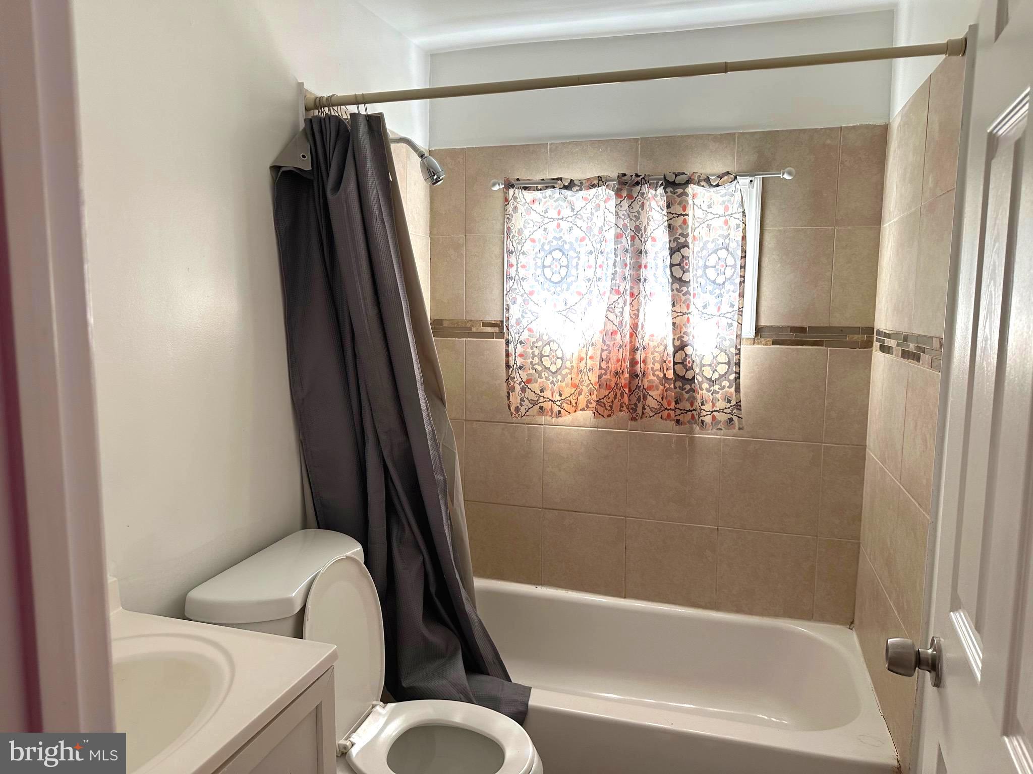 LANHAM HEIGHTS - Residential