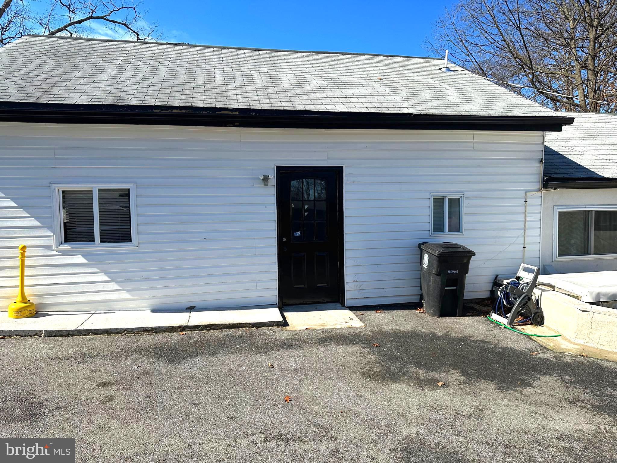 LANHAM HEIGHTS - Residential