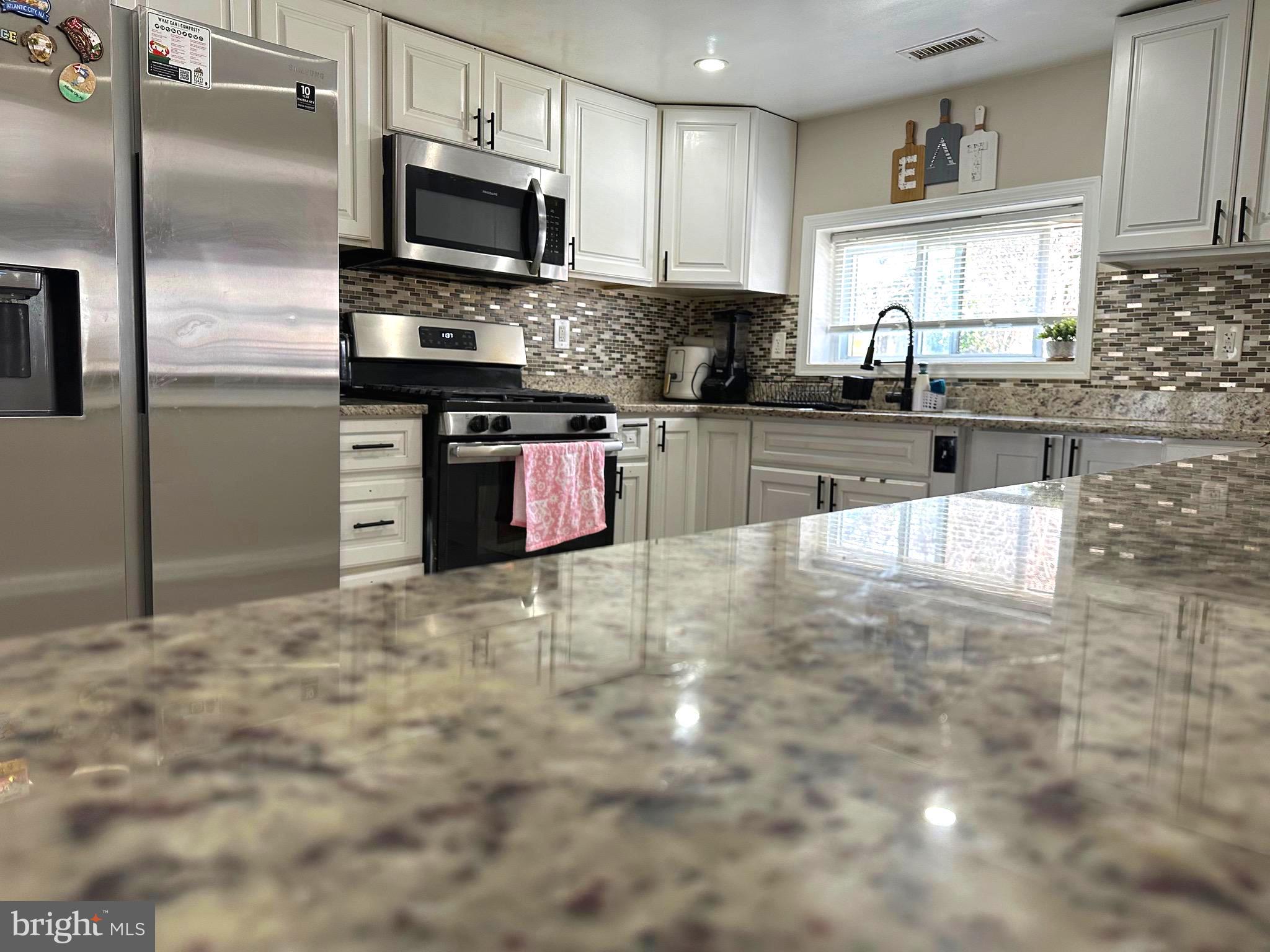 LANHAM HEIGHTS - Residential