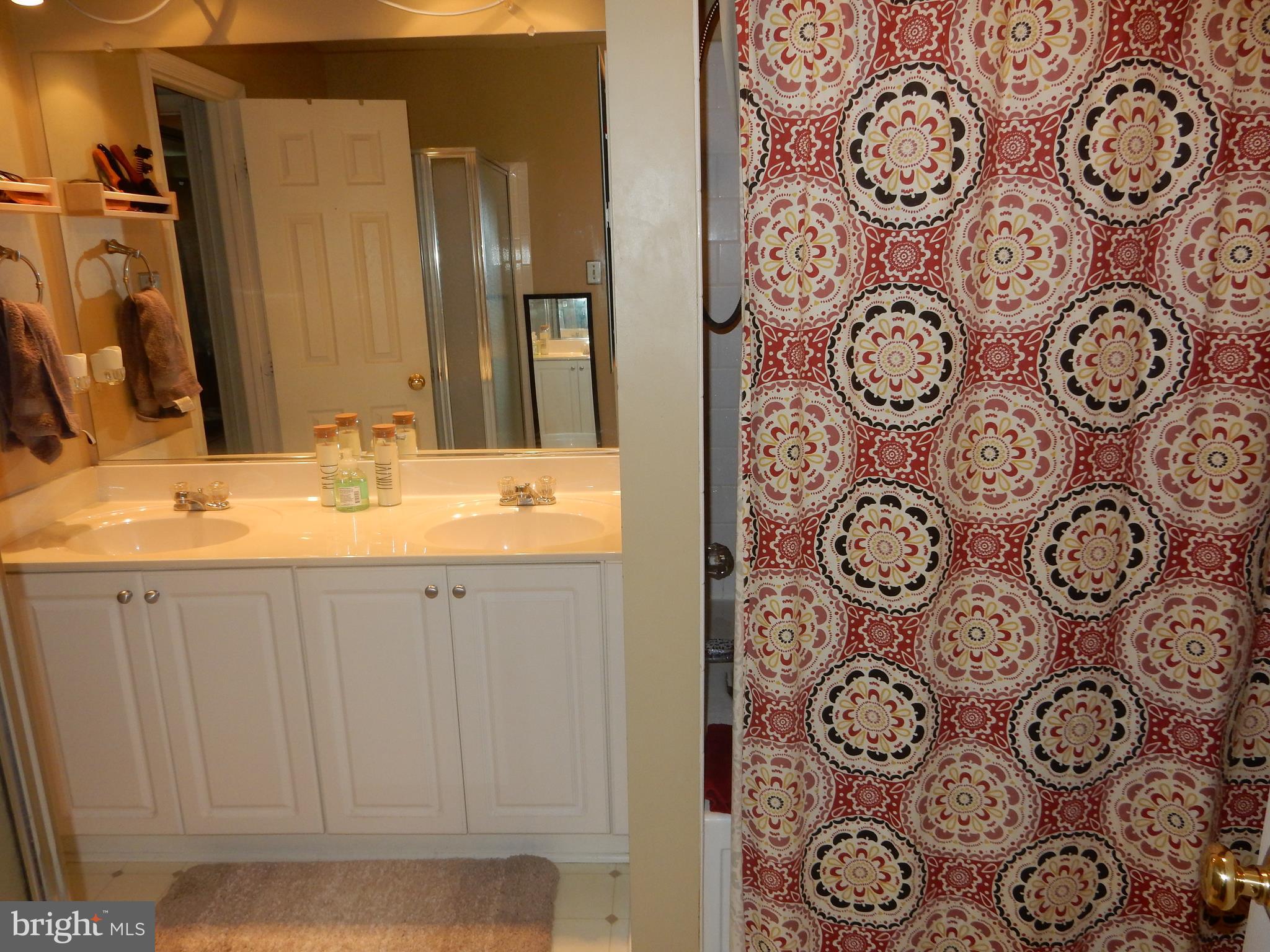 WELLFLEET MEWS - Residential