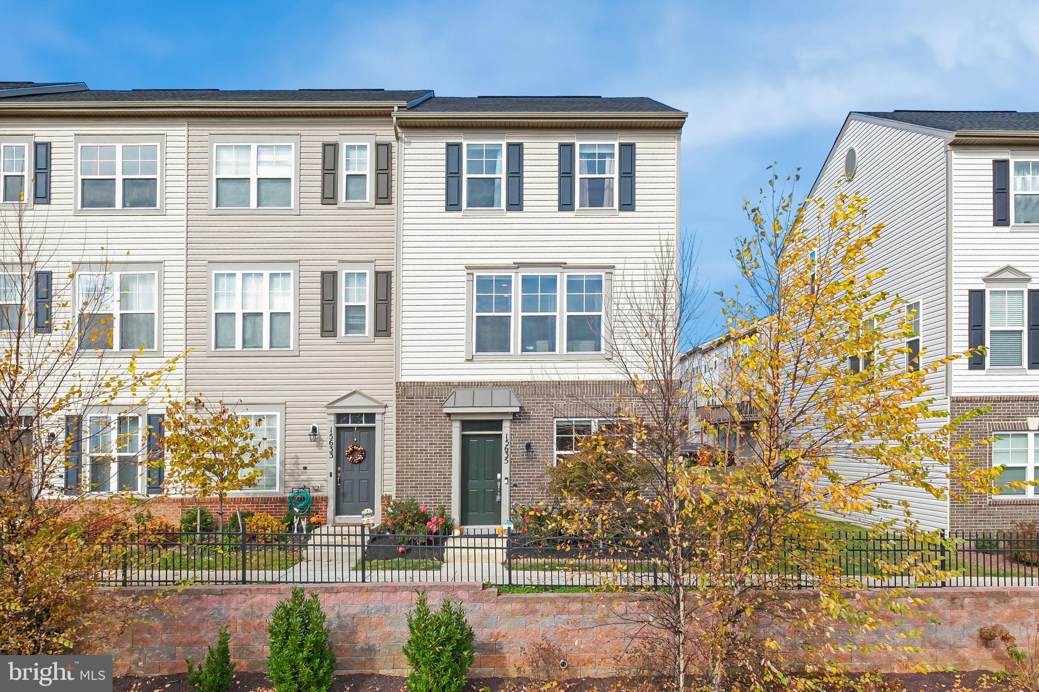 BRADFORD'S LANDING - Residential