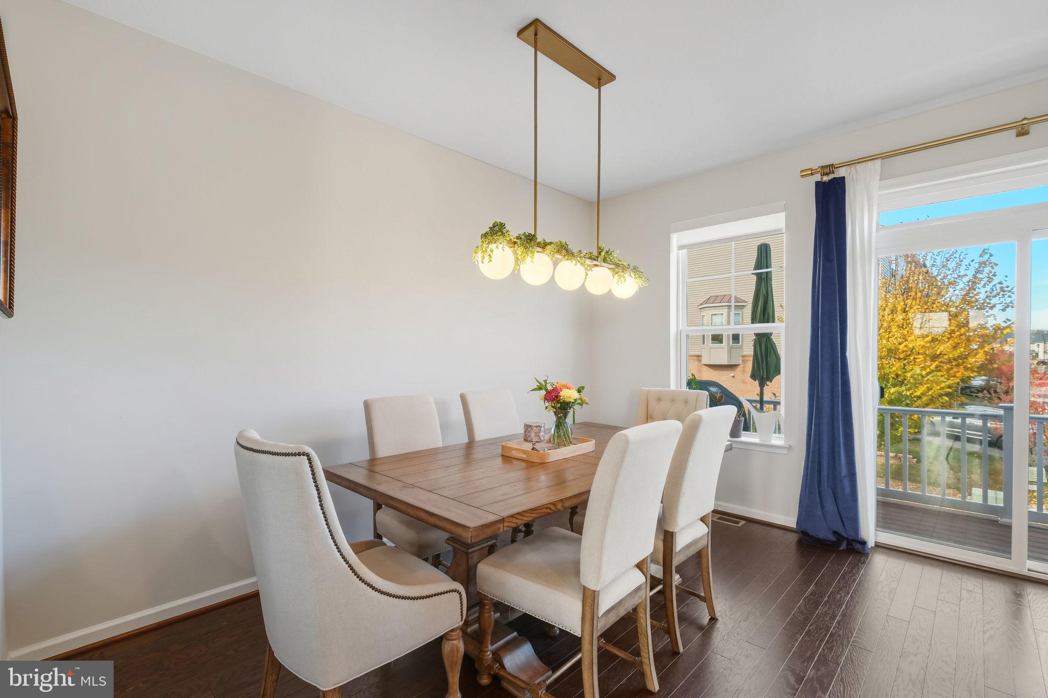 BRADFORD'S LANDING - Residential