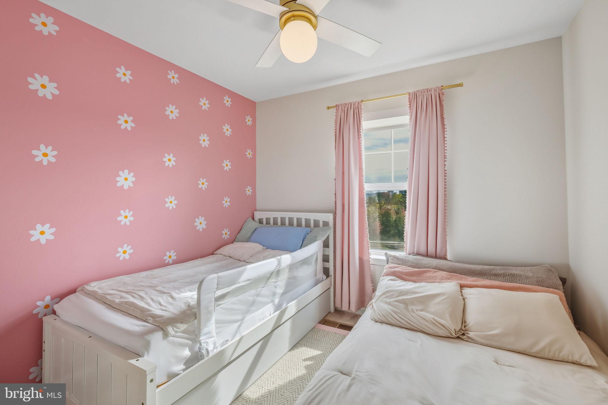 BRADFORD'S LANDING - Residential