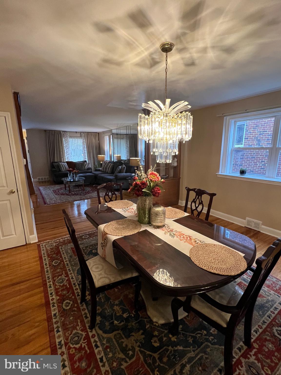 OAK LANE - Residential