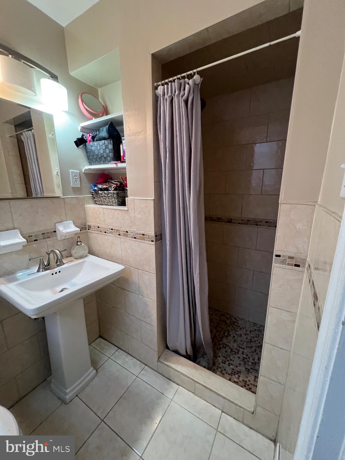 OAK LANE - Residential