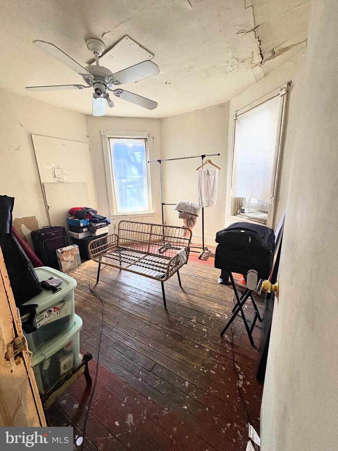 PHILADELPHIA (WEST) - Residential