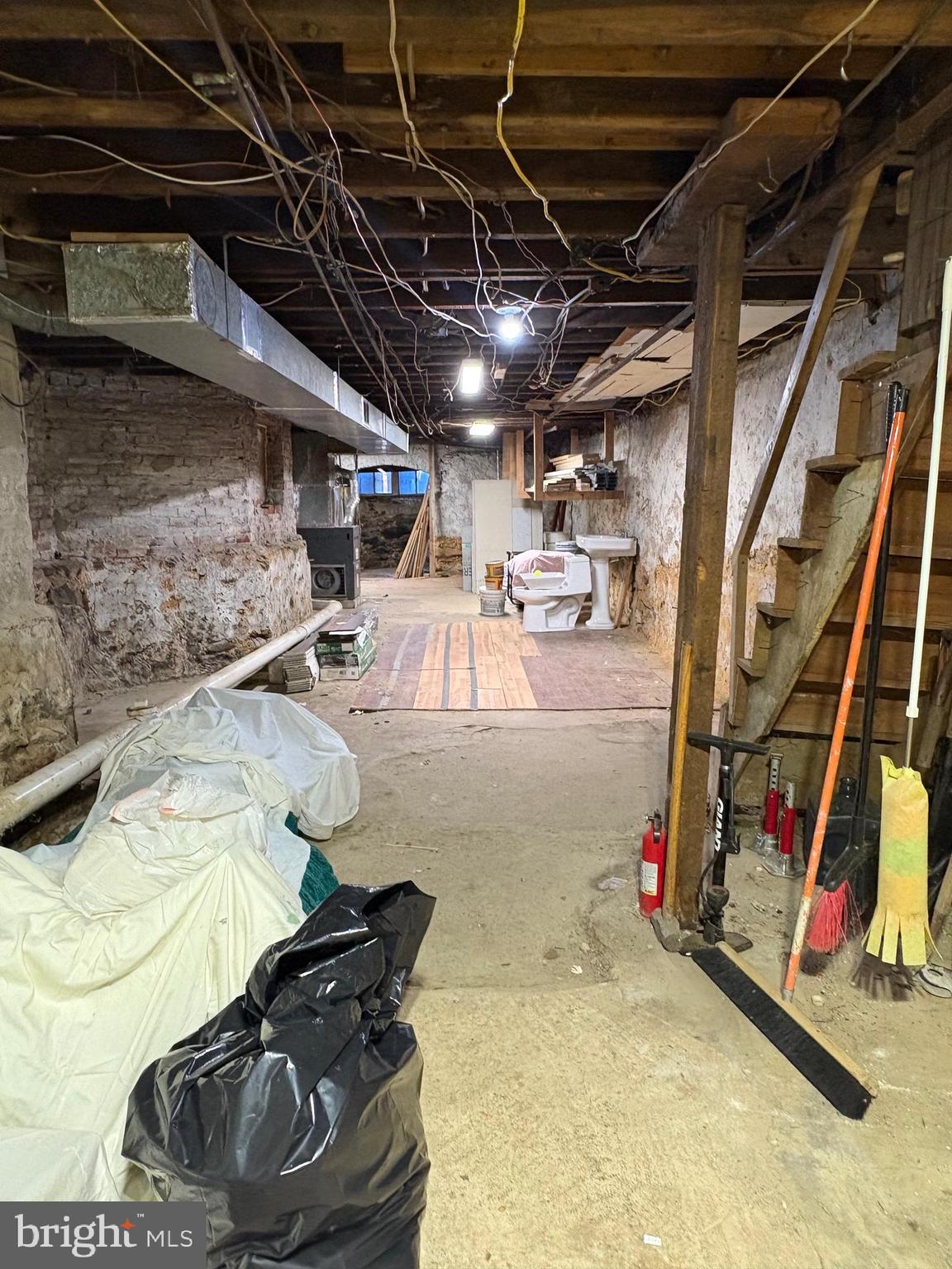 PHILADELPHIA (WEST) - Residential