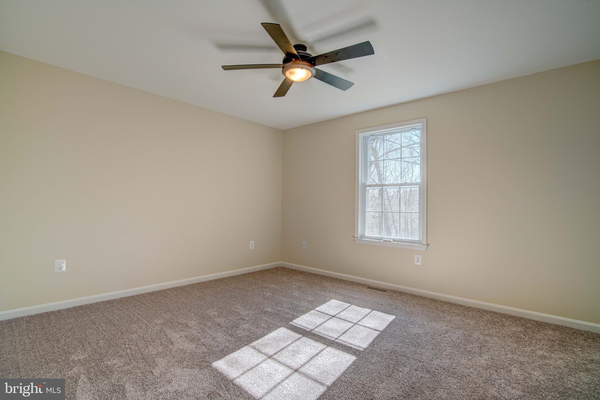 JENNI'S DAWN - Residential