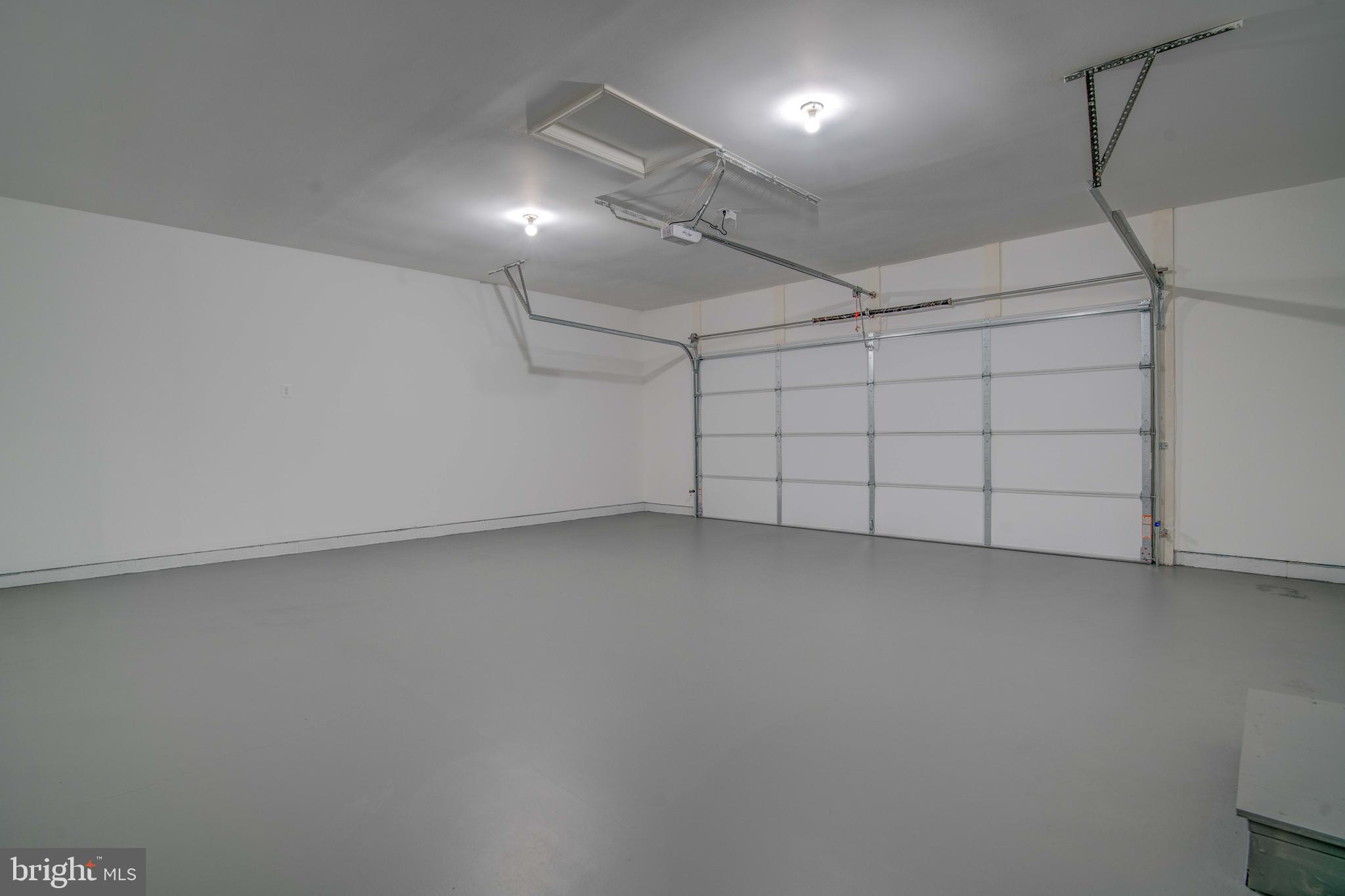 JENNI'S DAWN - Residential