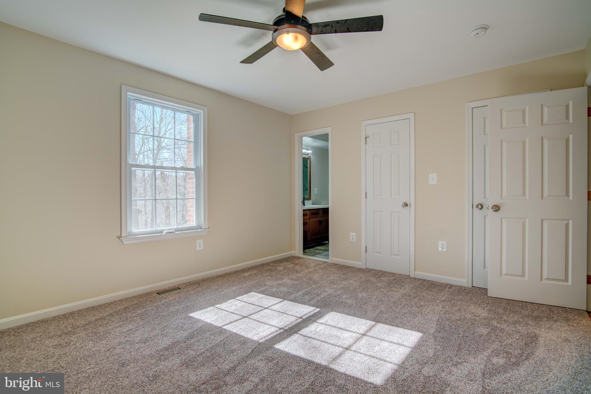 JENNI'S DAWN - Residential