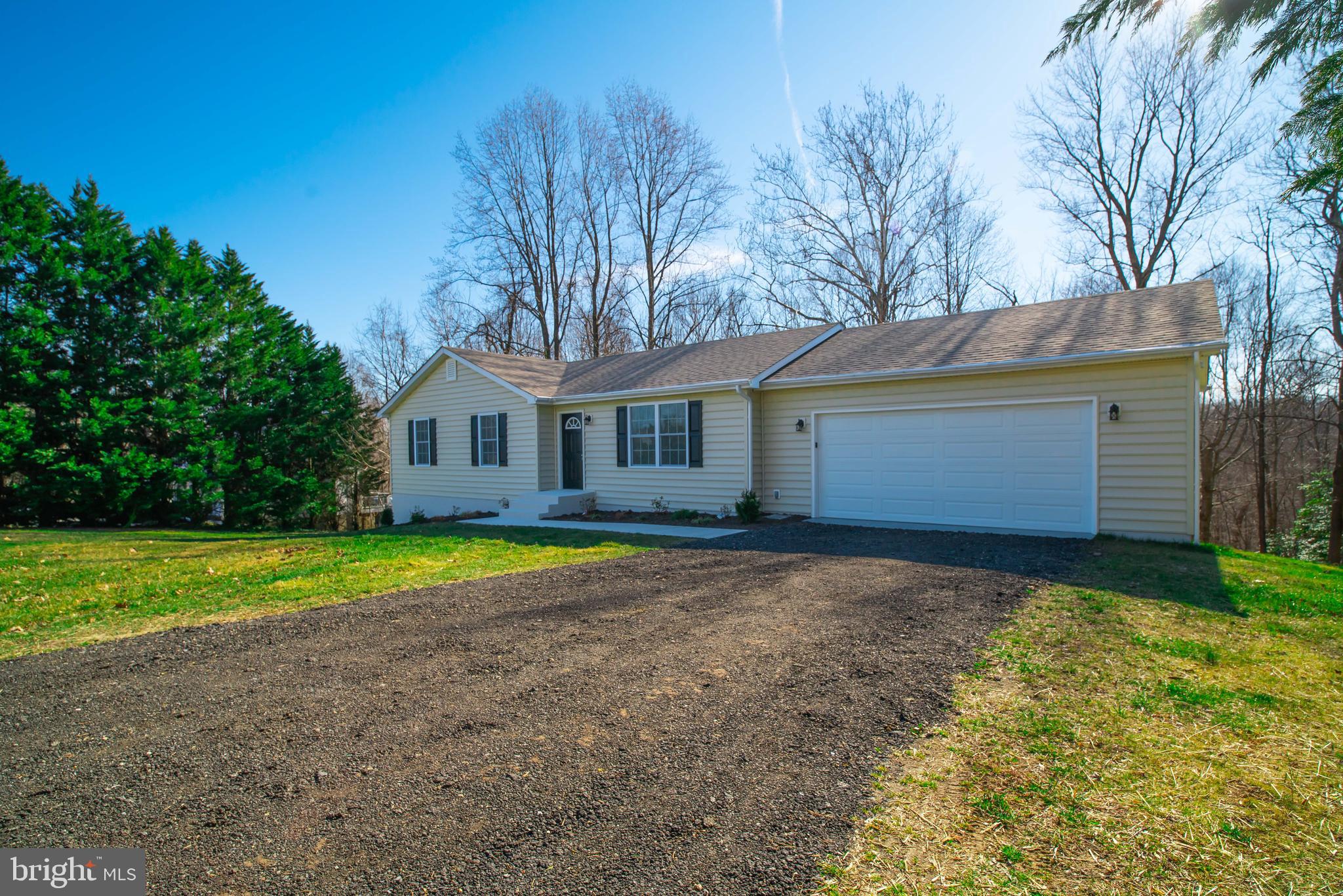 JENNI'S DAWN - Residential