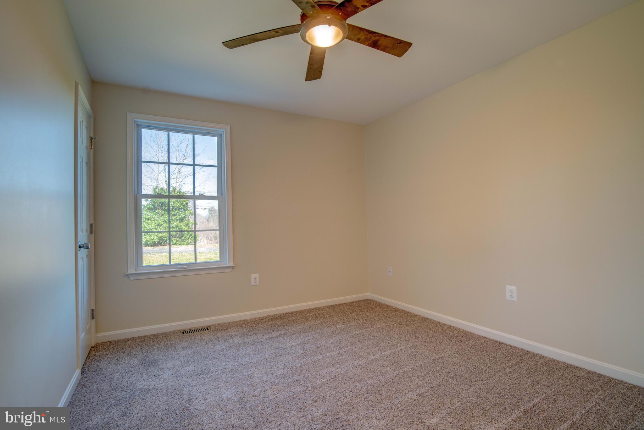 JENNI'S DAWN - Residential