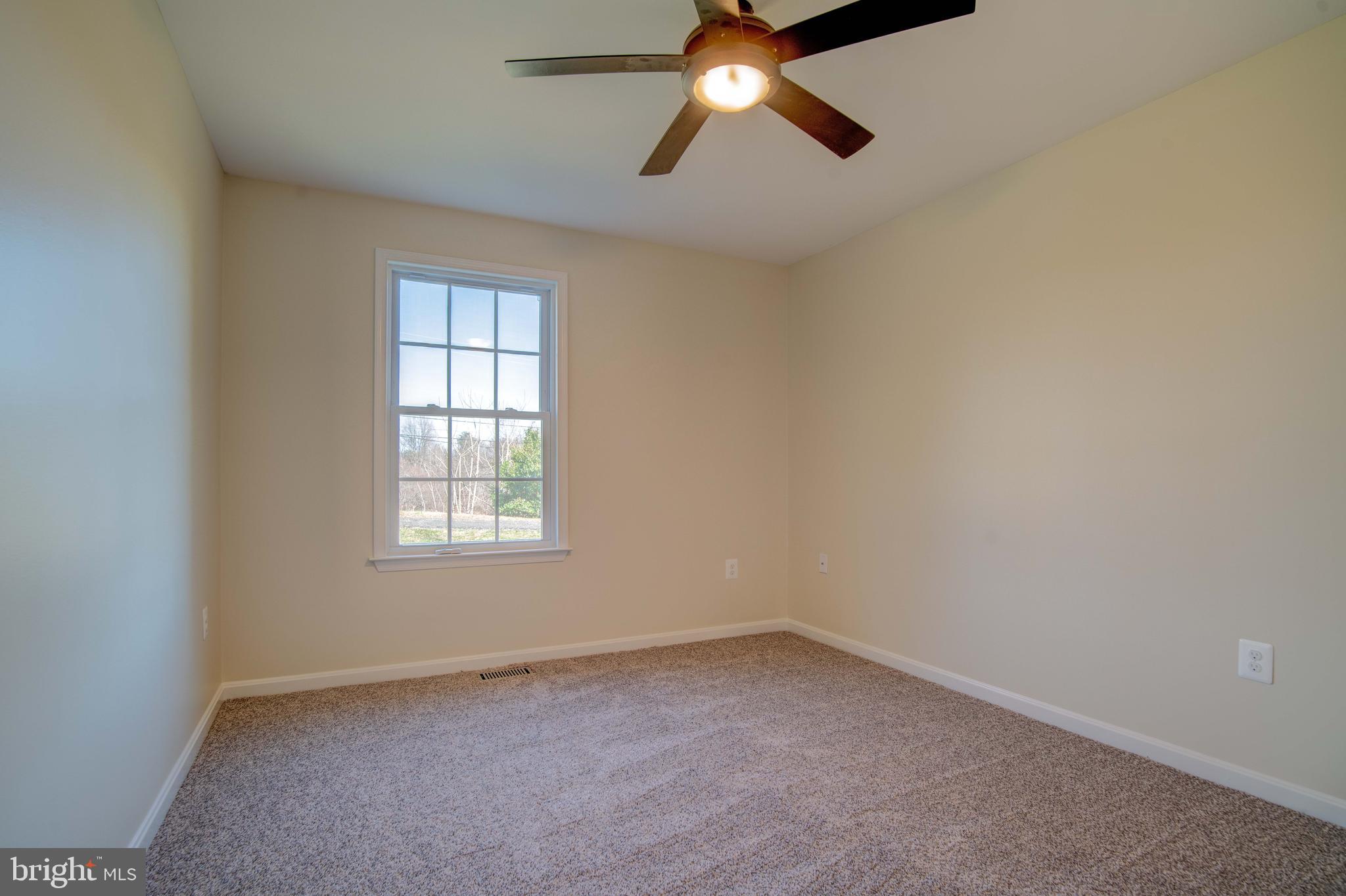 JENNI'S DAWN - Residential