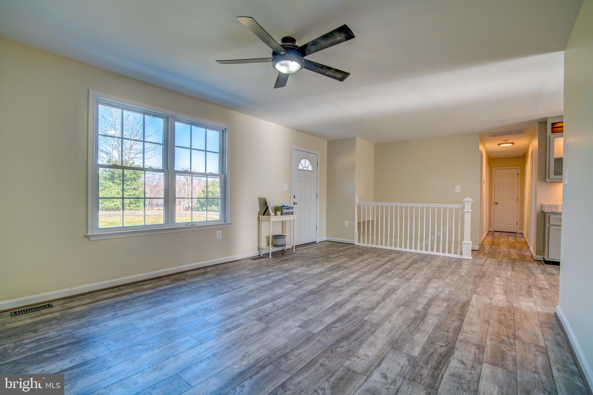 JENNI'S DAWN - Residential