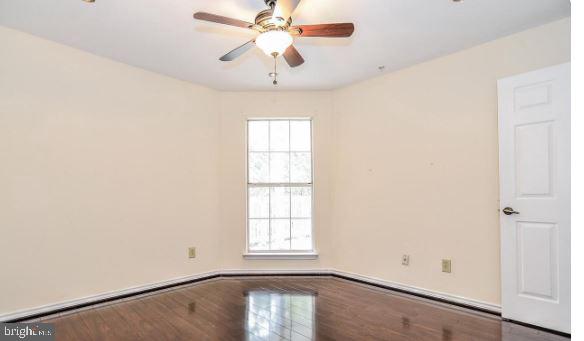 FOUNTAINS AT MCLEAN - Residential