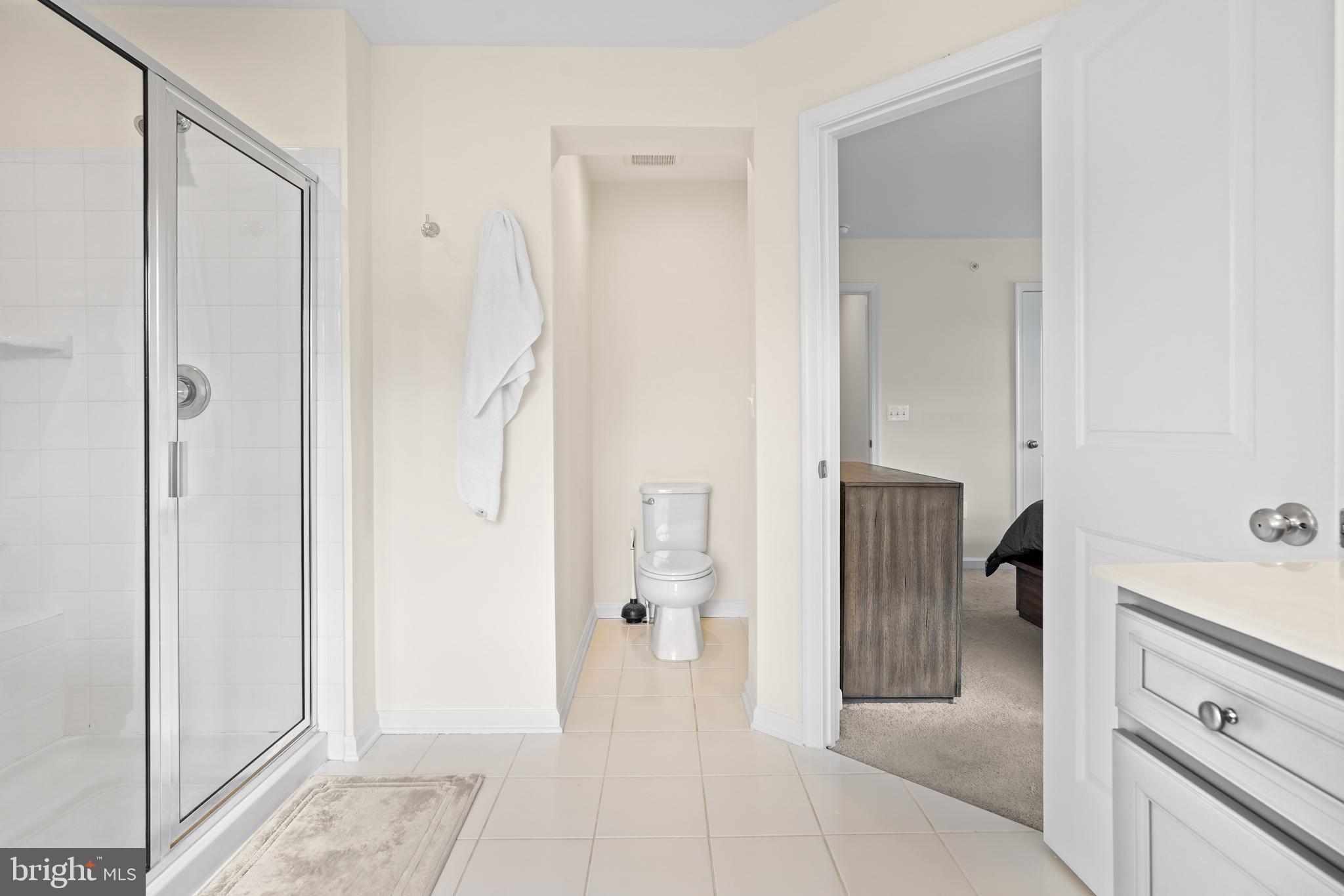 SIGNAL HILL - Residential