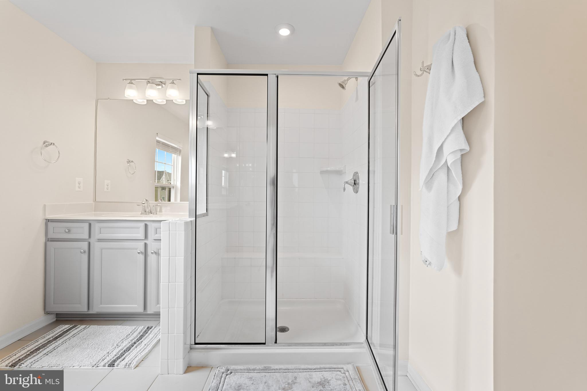 SIGNAL HILL - Residential