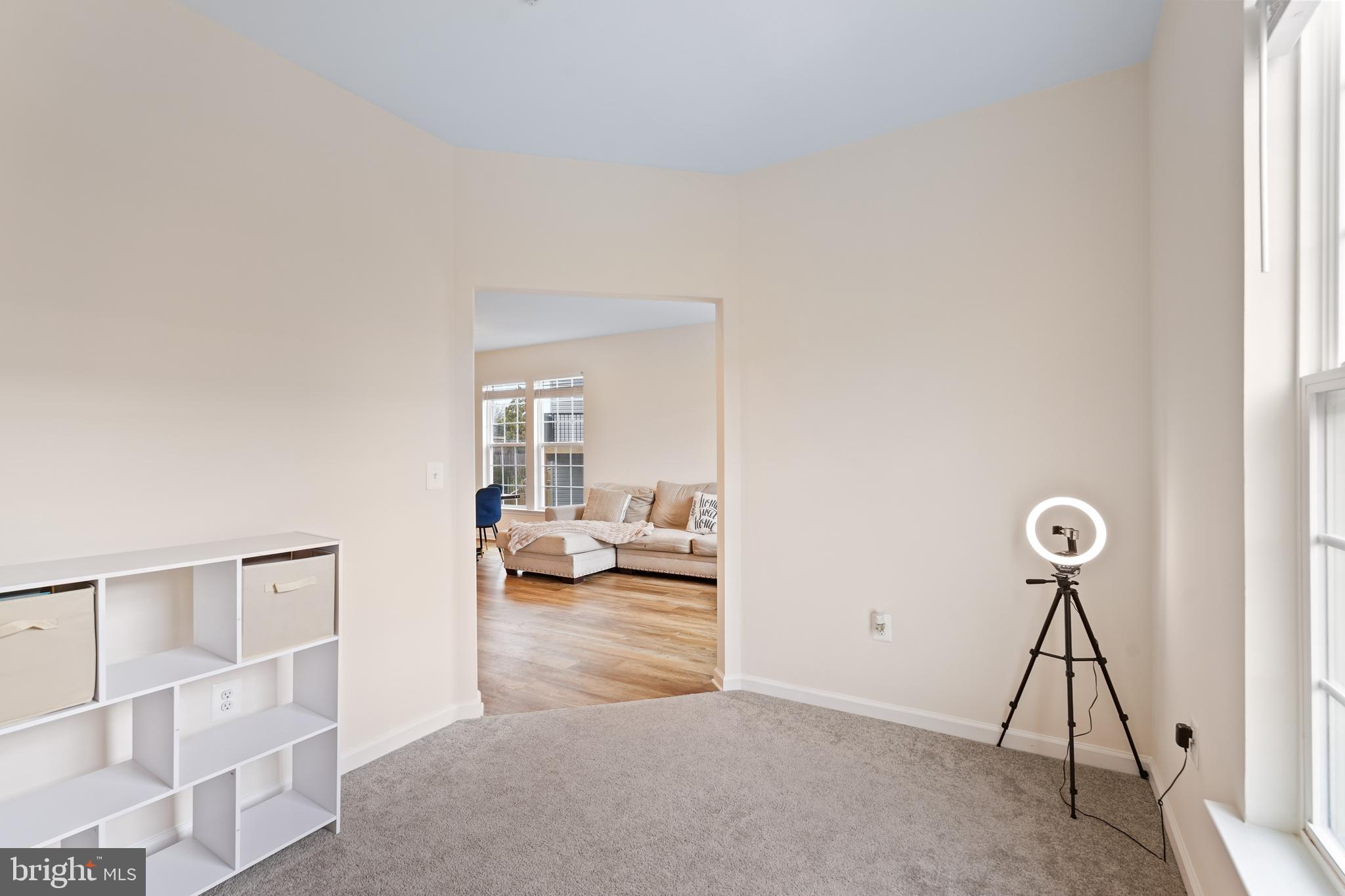 SIGNAL HILL - Residential