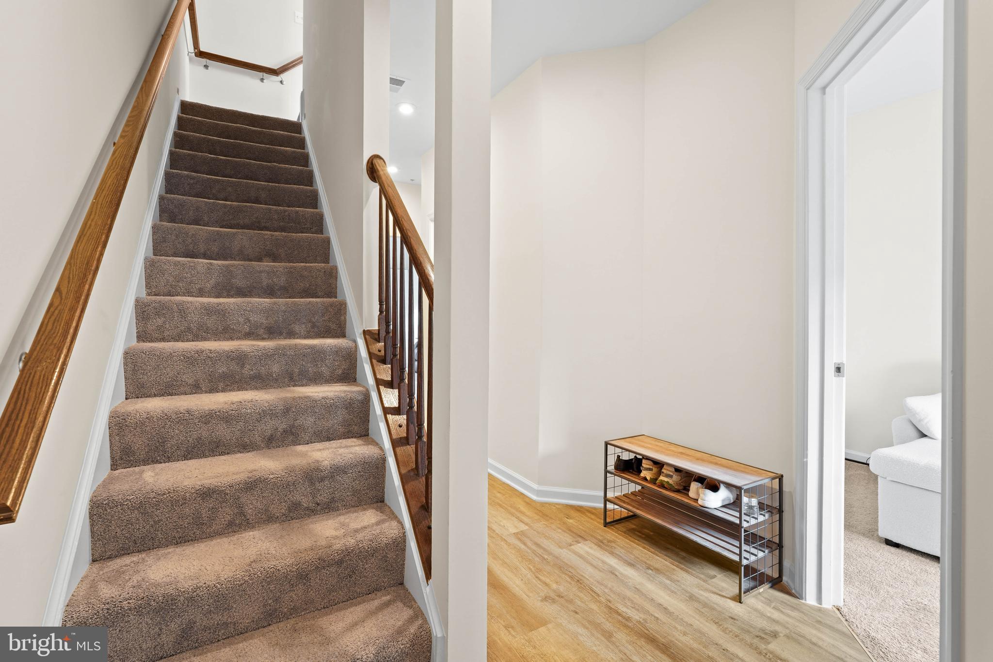 SIGNAL HILL - Residential