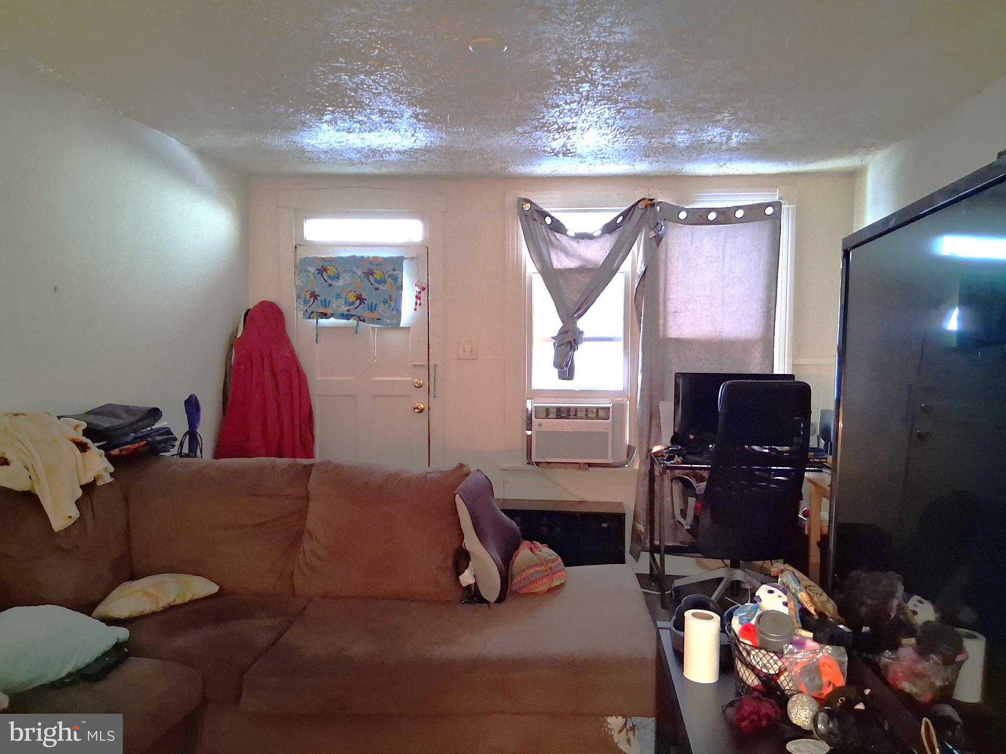 724 HIGH STREET
