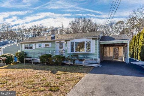 Photo of 18 Andover Road, OLD BRIDGE, NJ 08857 (MLS # NJMX2011144)