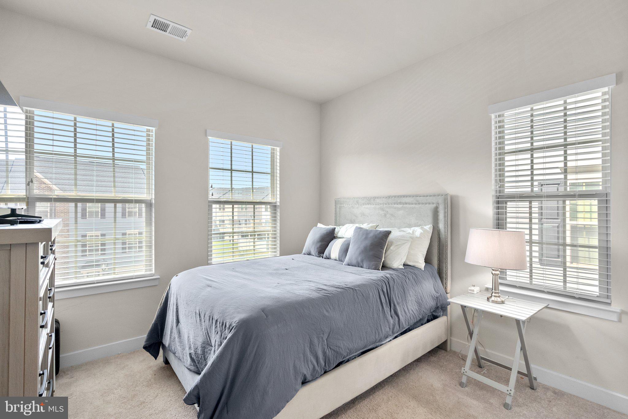 SIGNATURE CLUB - Residential