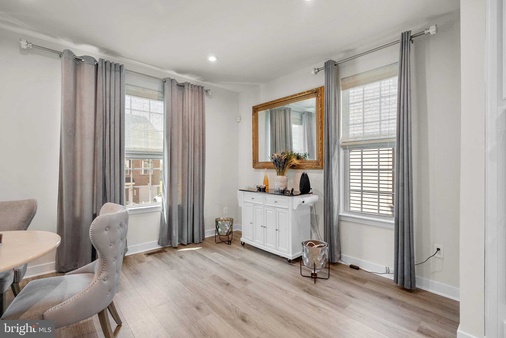 SIGNATURE CLUB - Residential