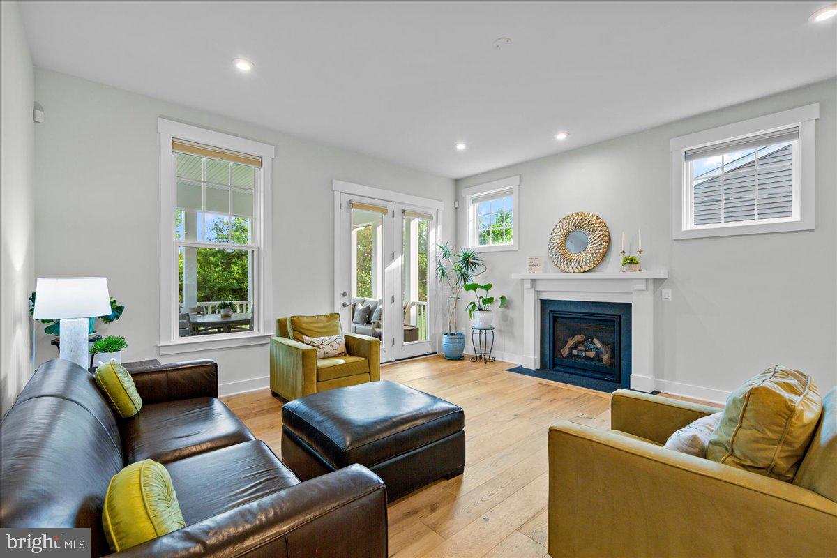 POLAND HILL - Residential
