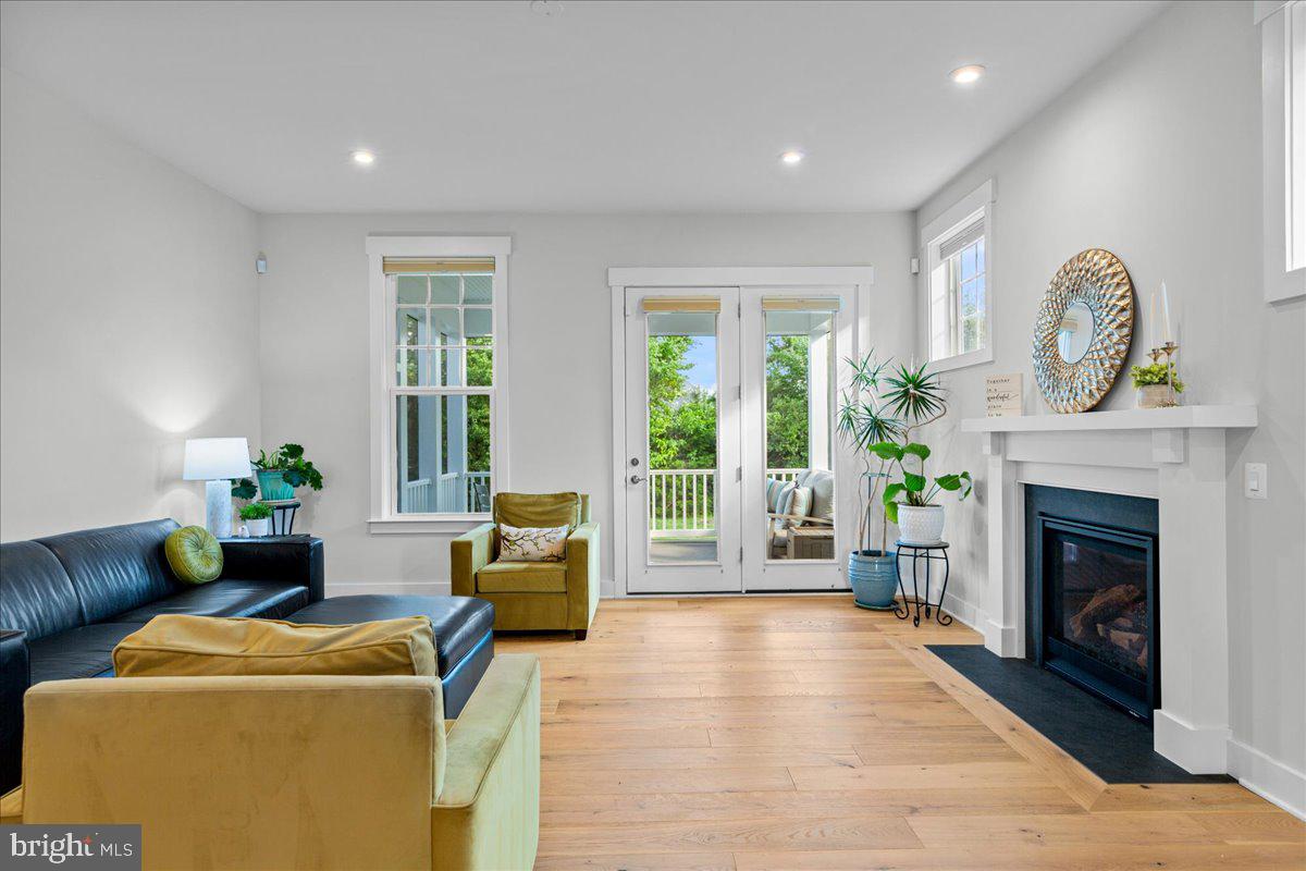 POLAND HILL - Residential