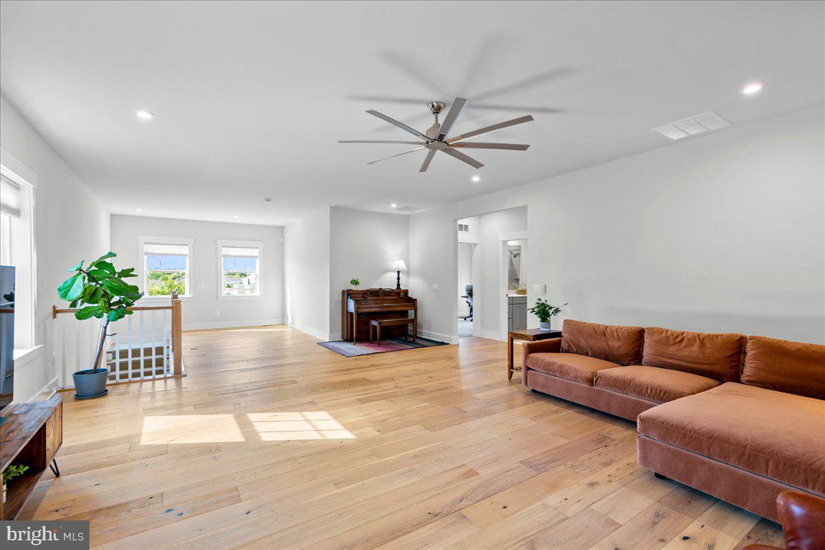 POLAND HILL - Residential