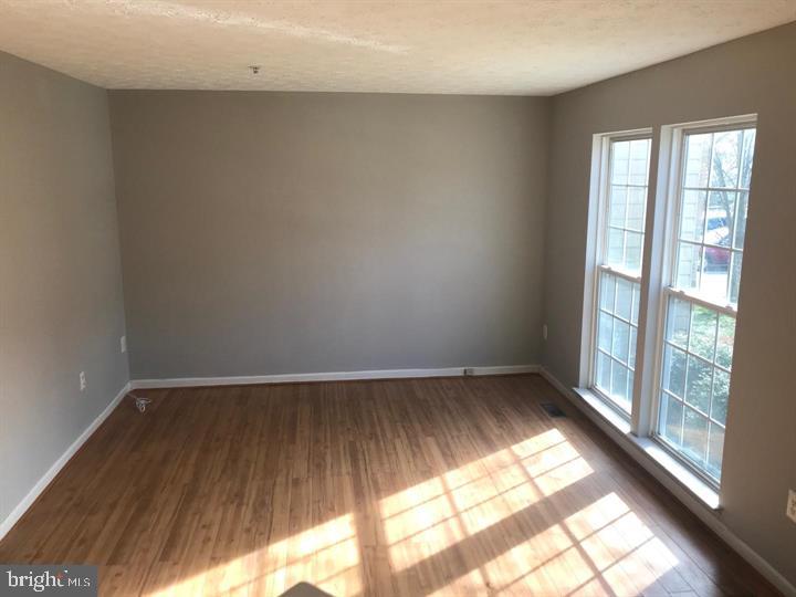 PINEY ORCHARD - Residential Lease