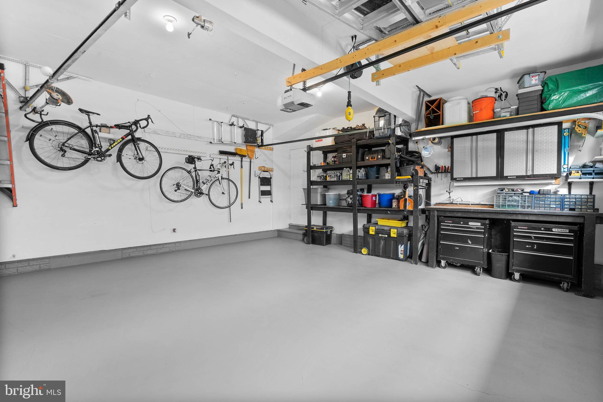 MOUNT HEBRON - Residential