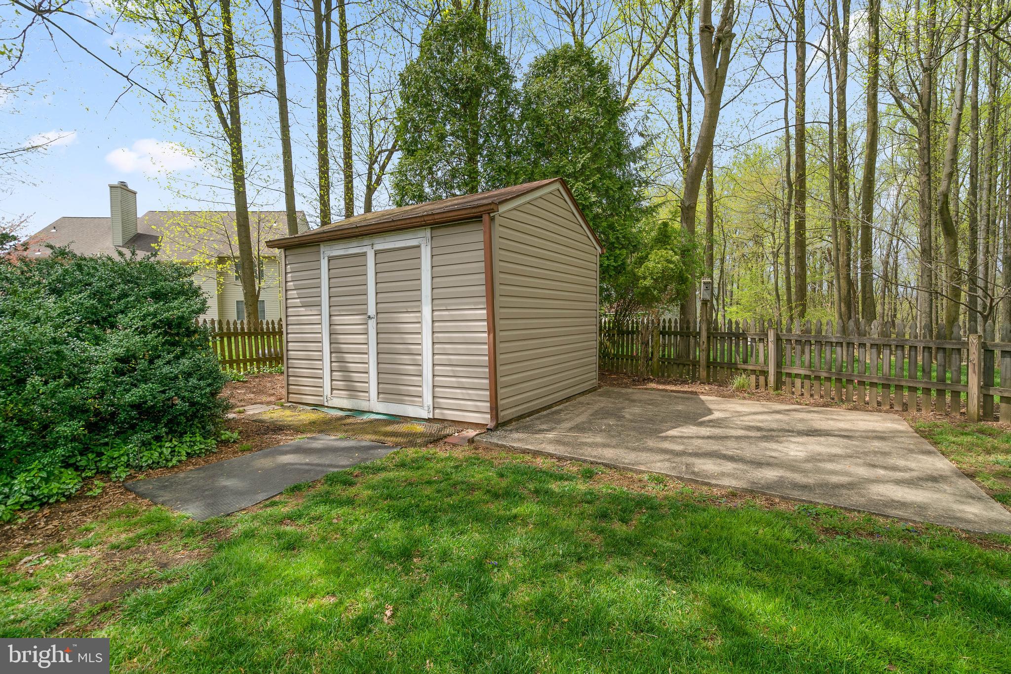 MOUNT HEBRON - Residential