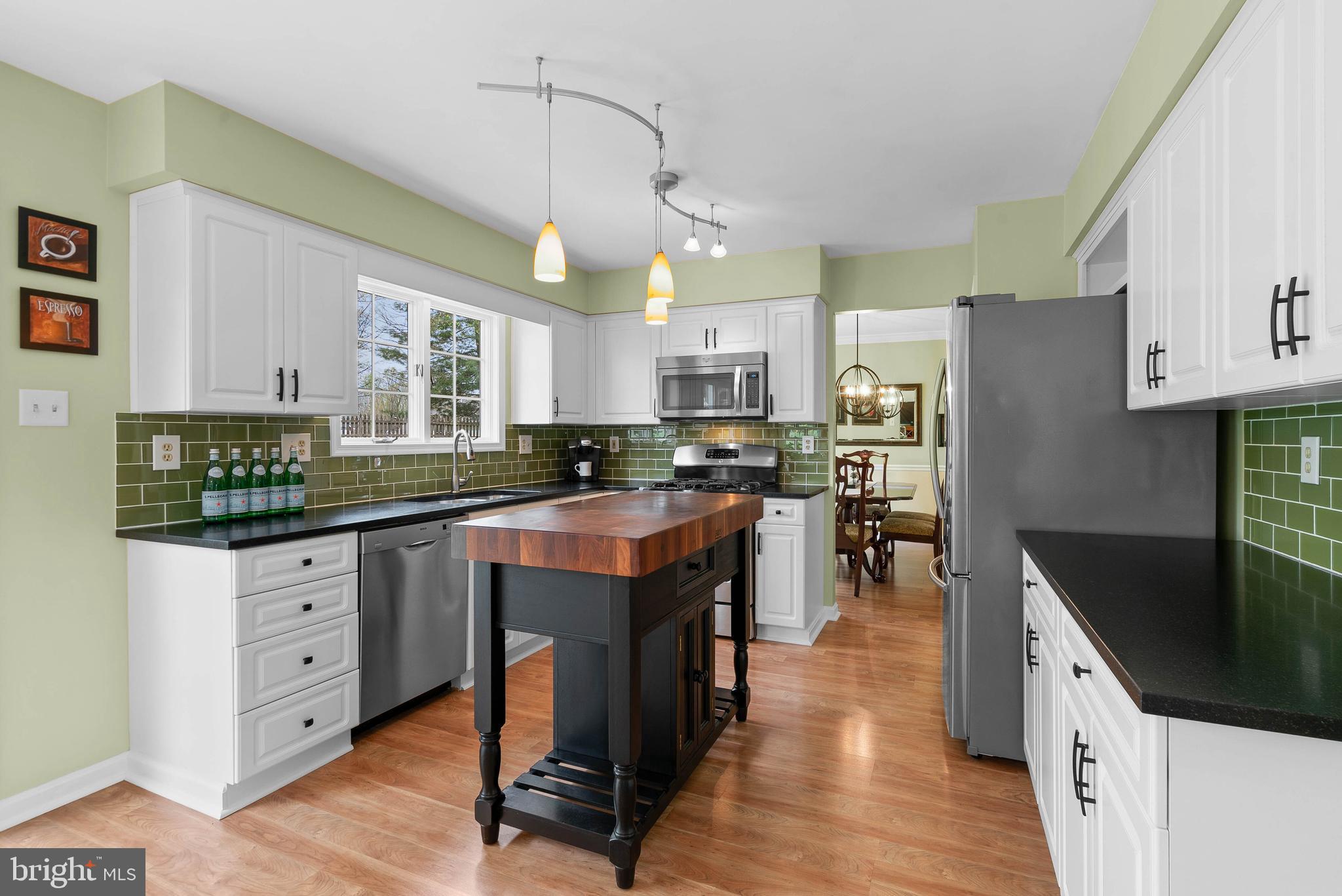 MOUNT HEBRON - Residential