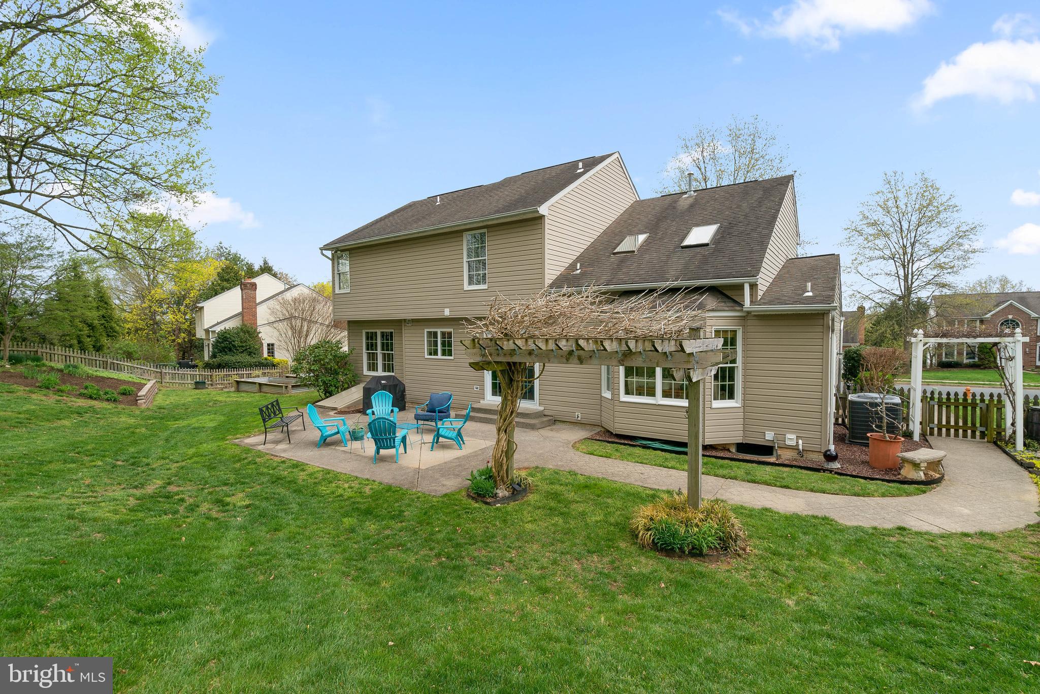 MOUNT HEBRON - Residential